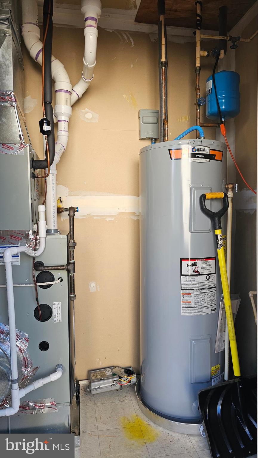 WINIFRED MANOR - Residential