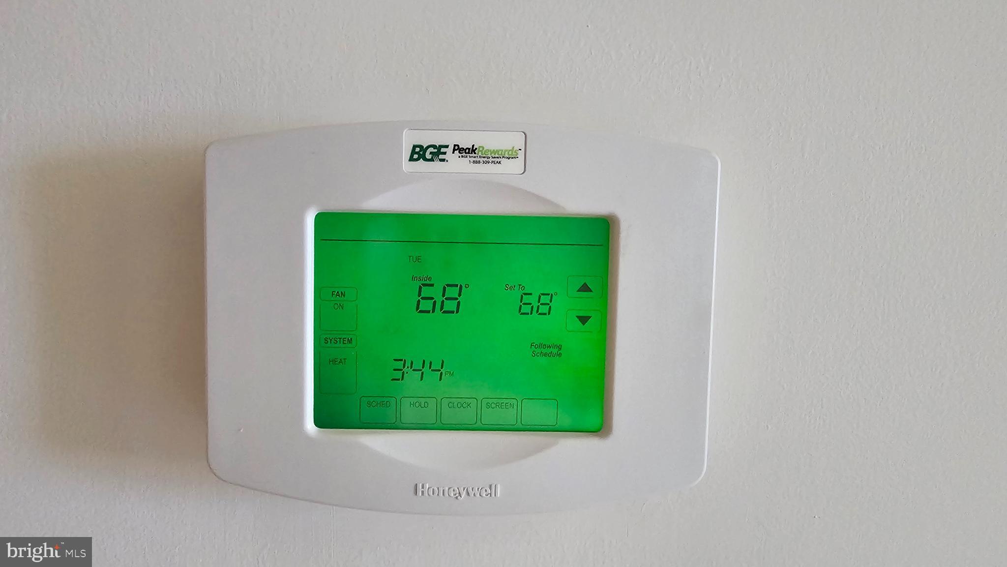 WINIFRED MANOR - Residential