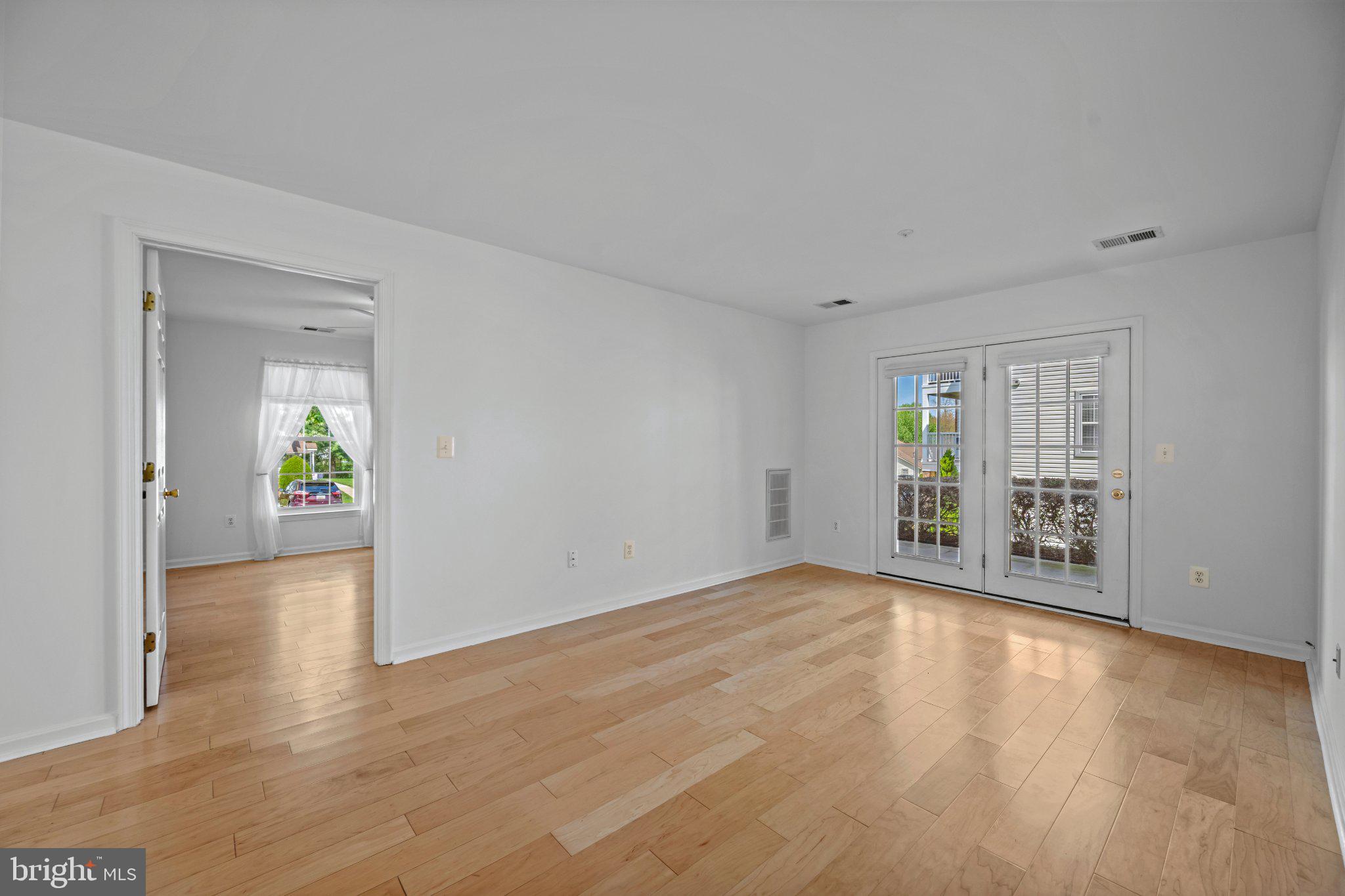 WINIFRED MANOR - Residential