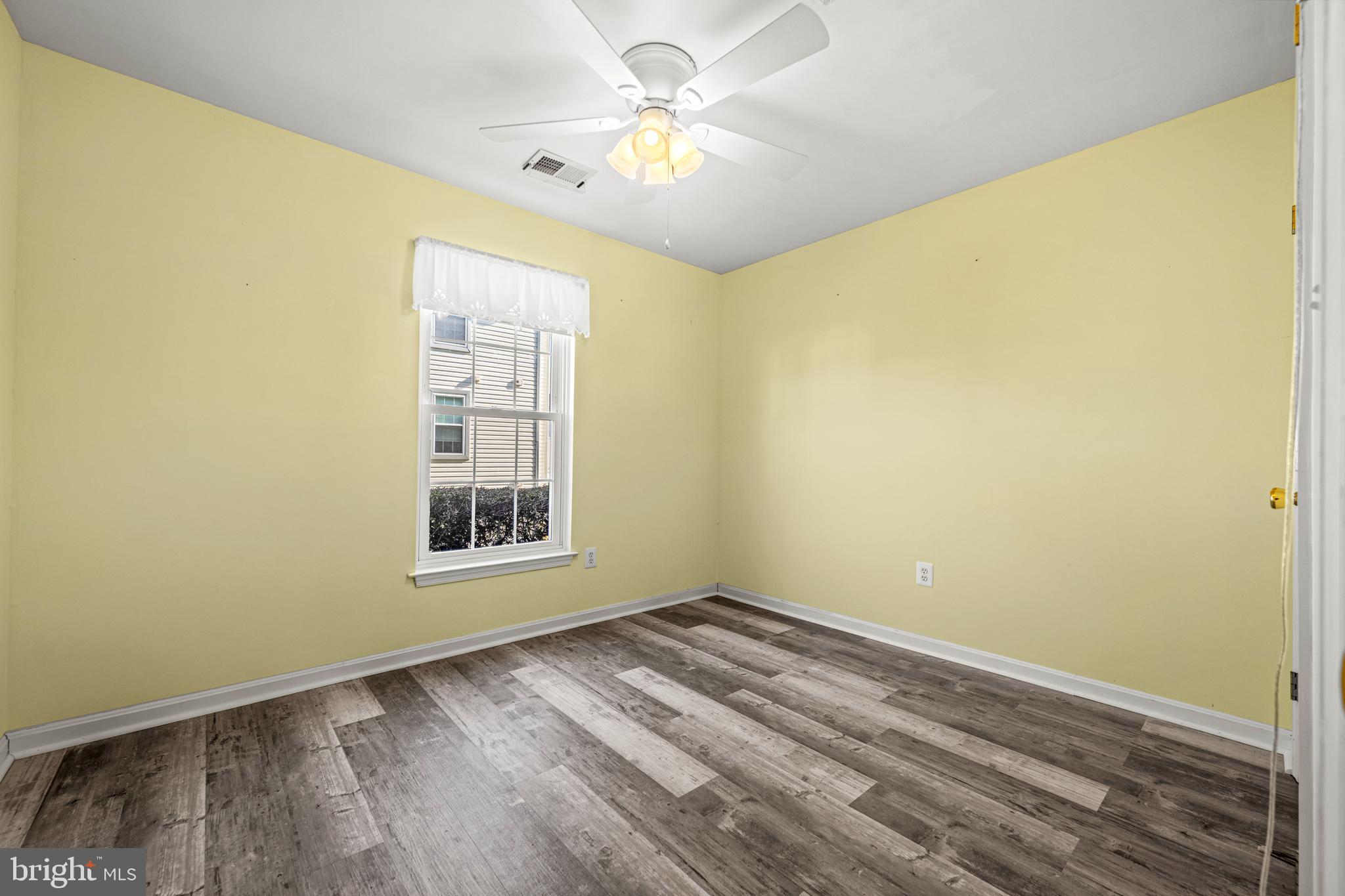 WINIFRED MANOR - Residential