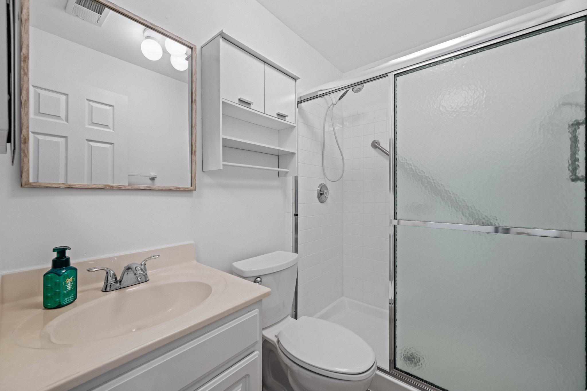 WINIFRED MANOR - Residential