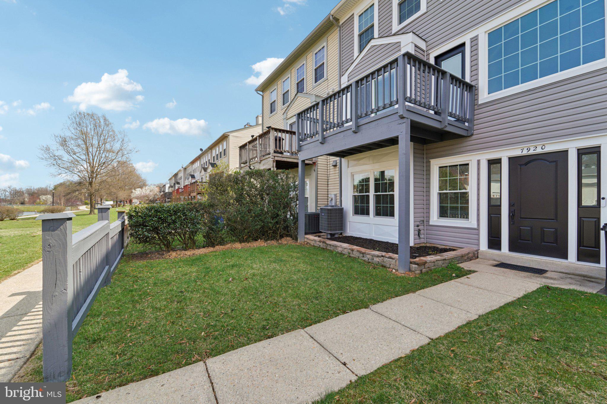 LAUREL LAKES PLAT 2 - Residential