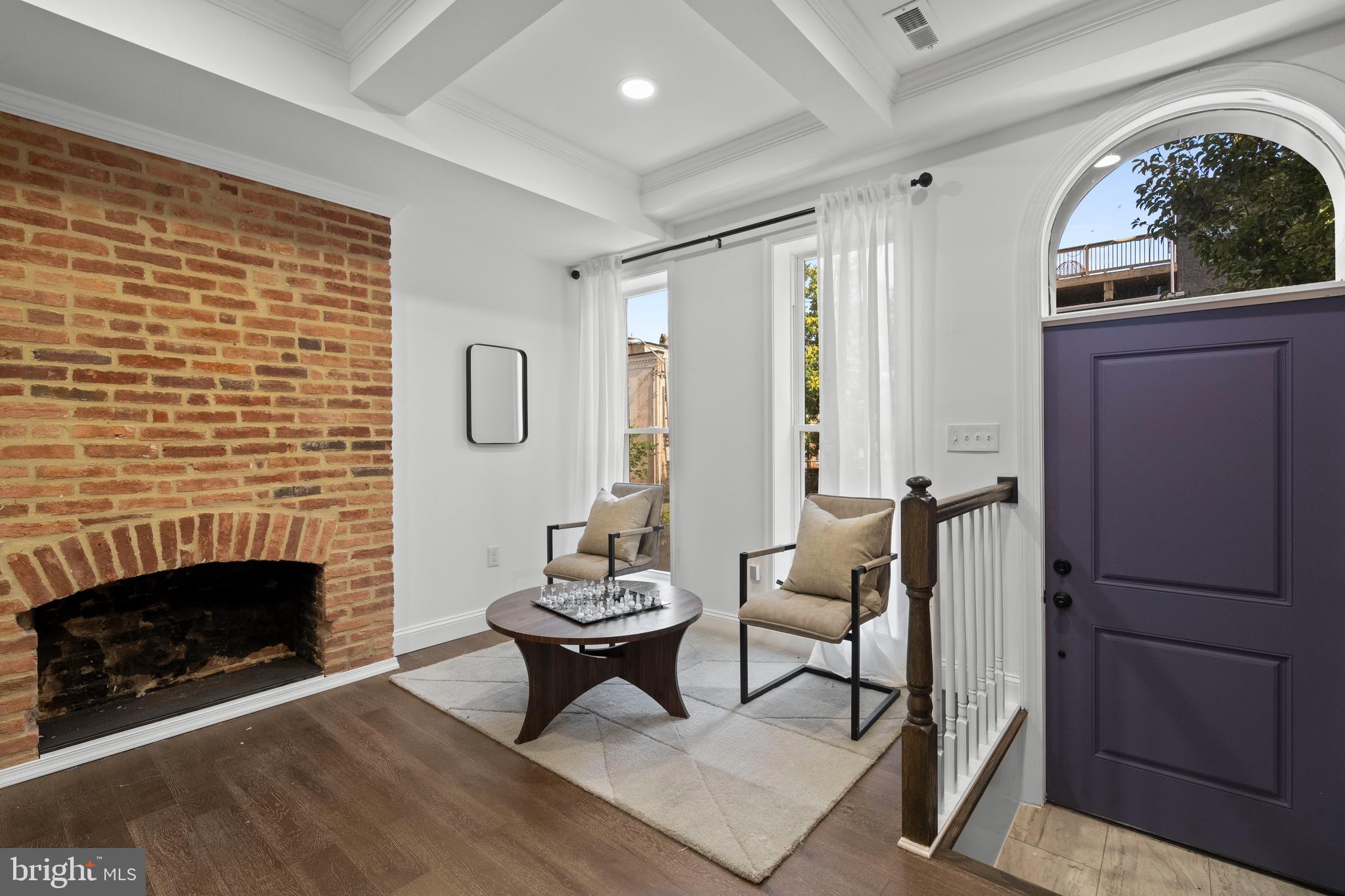 OLIVER - Residential