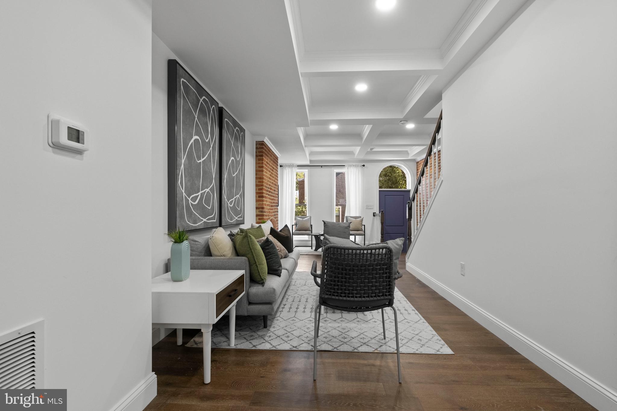 OLIVER - Residential