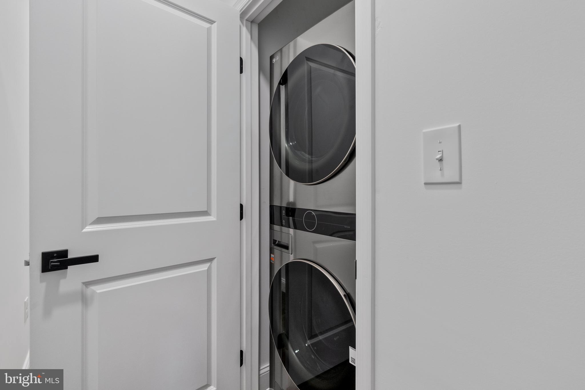 OLIVER - Residential