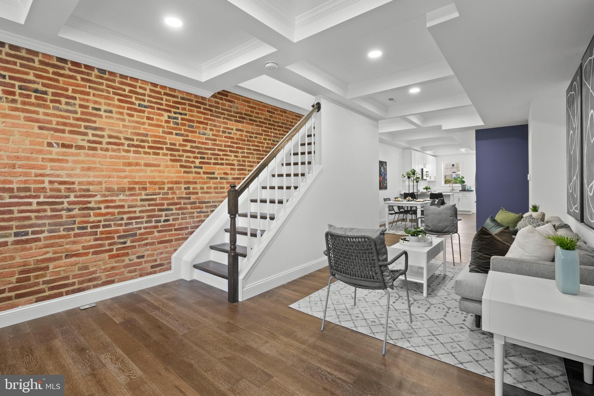 OLIVER - Residential