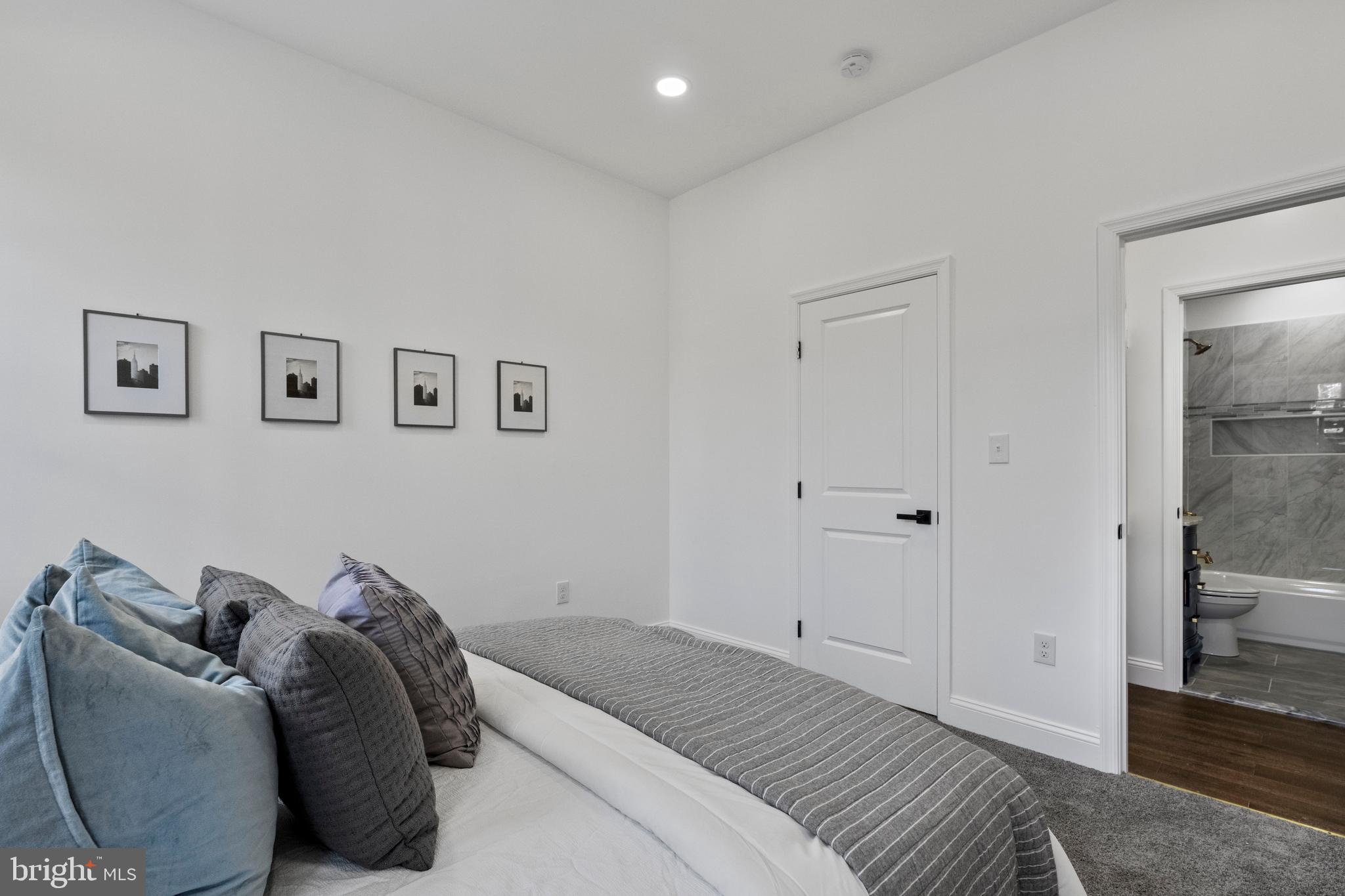 OLIVER - Residential