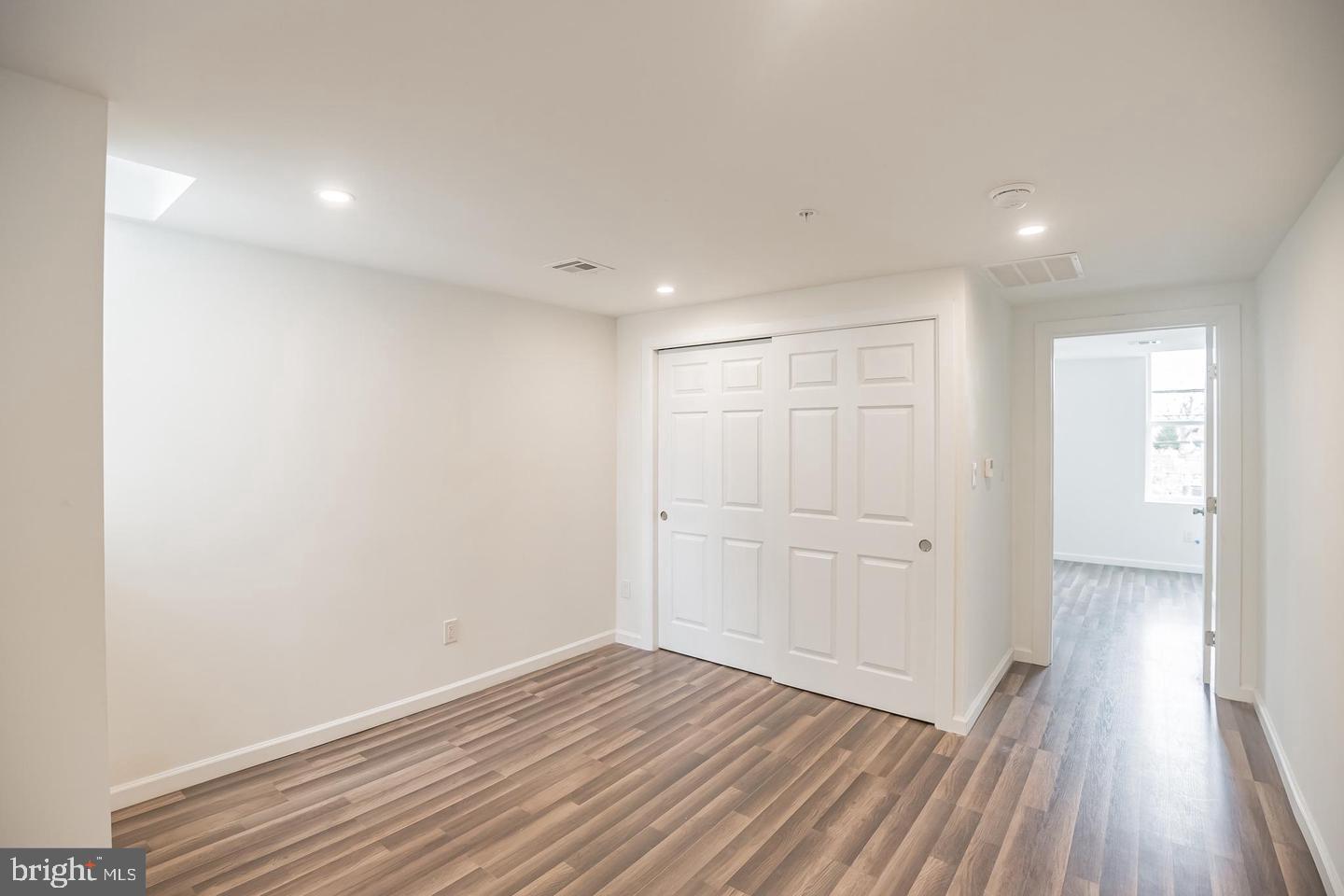 PHILADELPHIA (NORTHWEST) - Residential Income