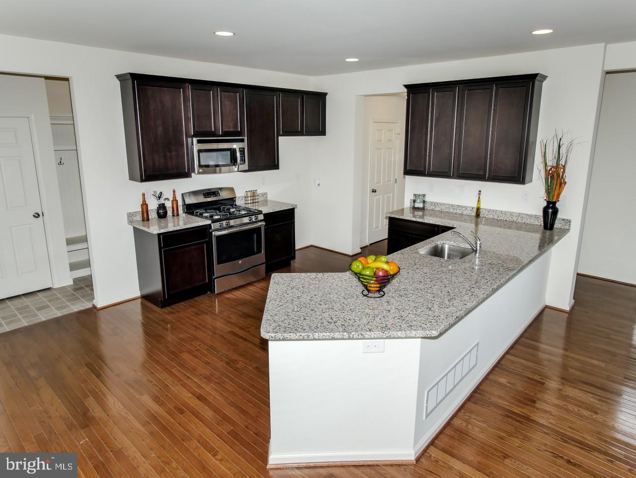 1204 JORDAN LN, LOT #7