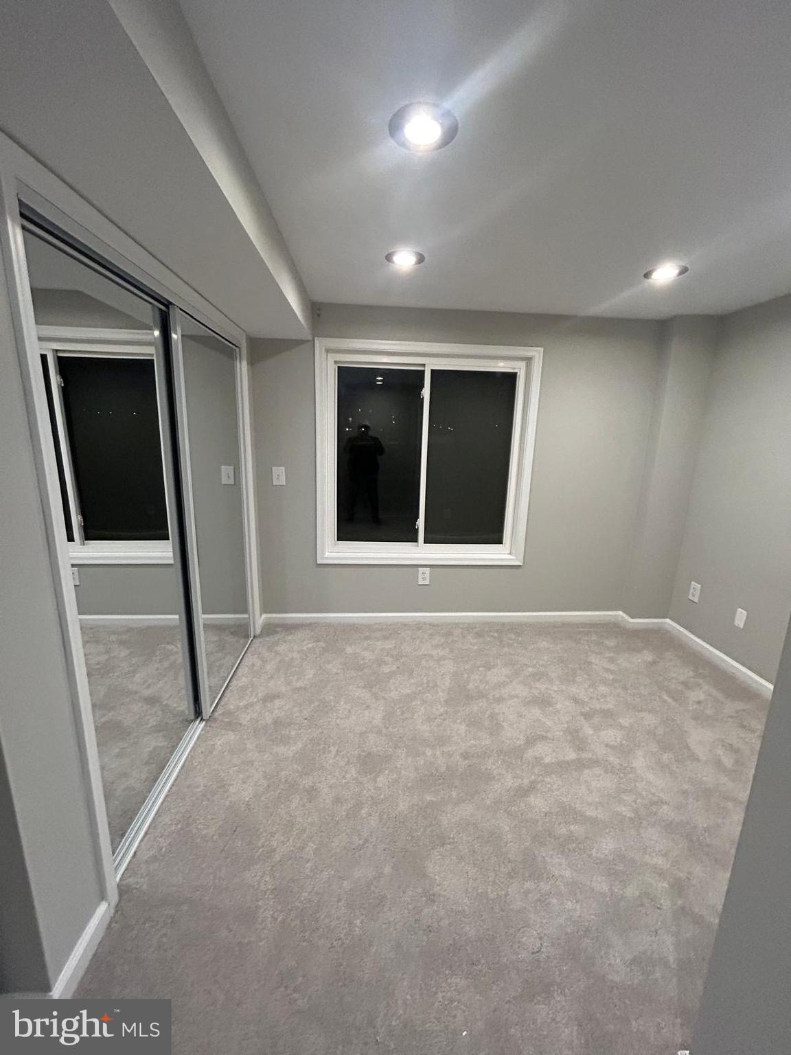 9533 FERN HOLLOW