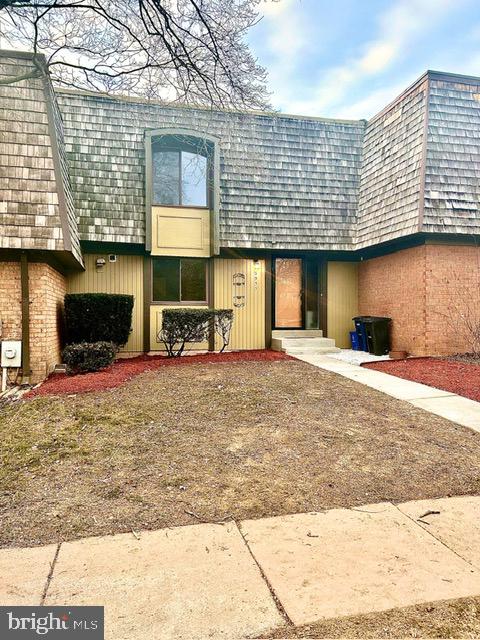 9533 FERN HOLLOW