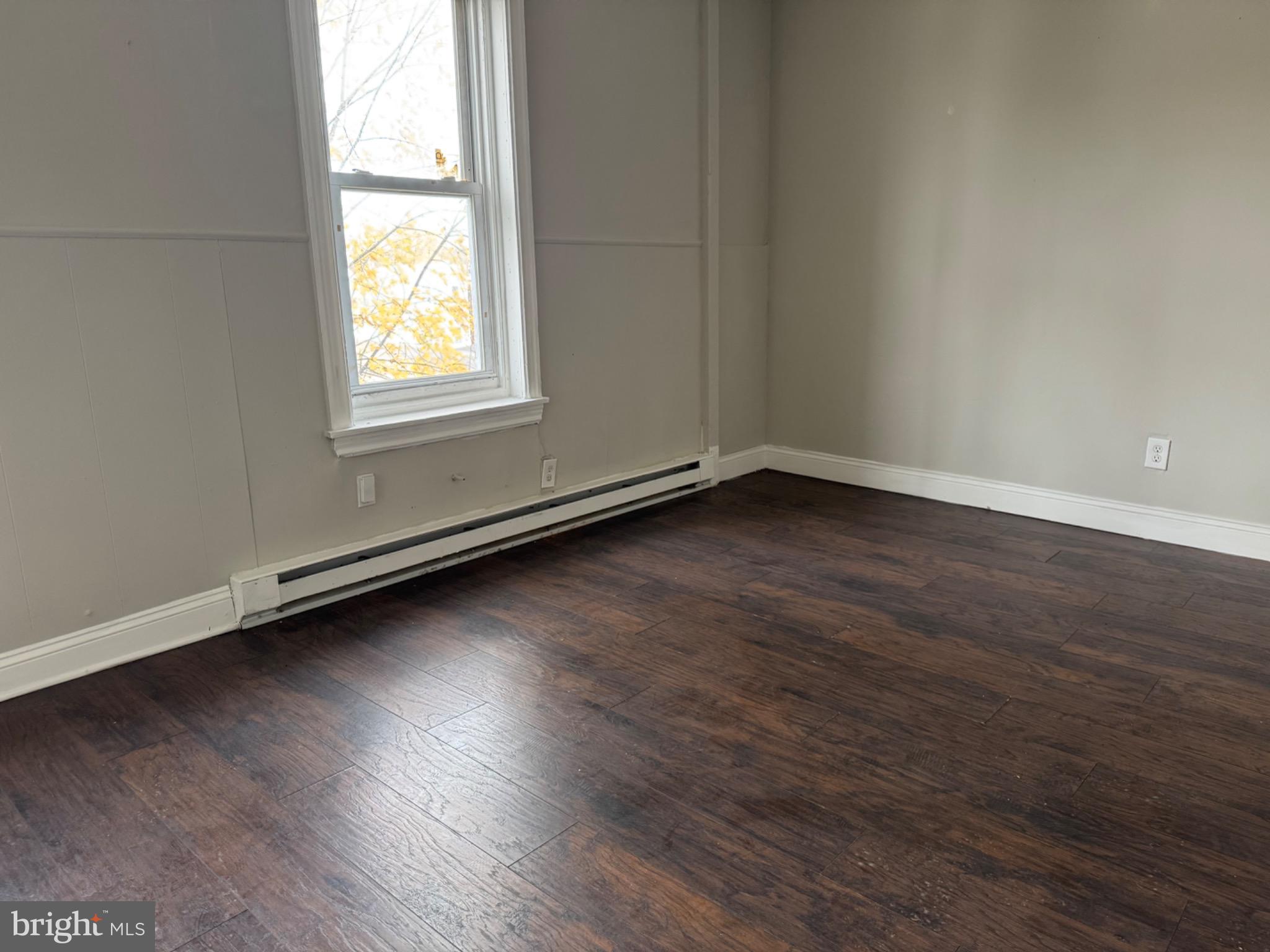 GERMANTOWN - Residential Income