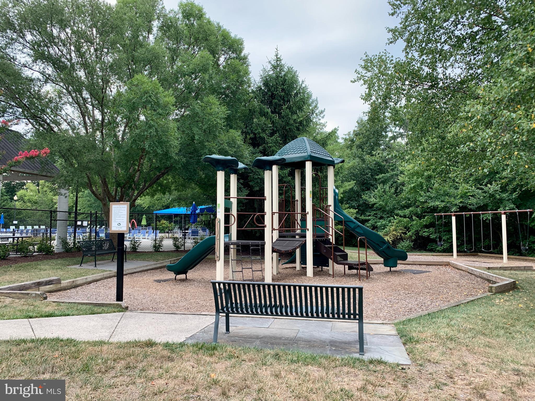 BROADLANDS SOUTH - Residential