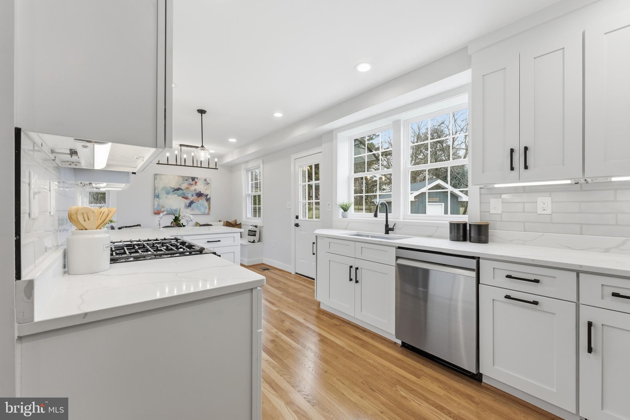 NORTHWOOD VILLAGE - Residential