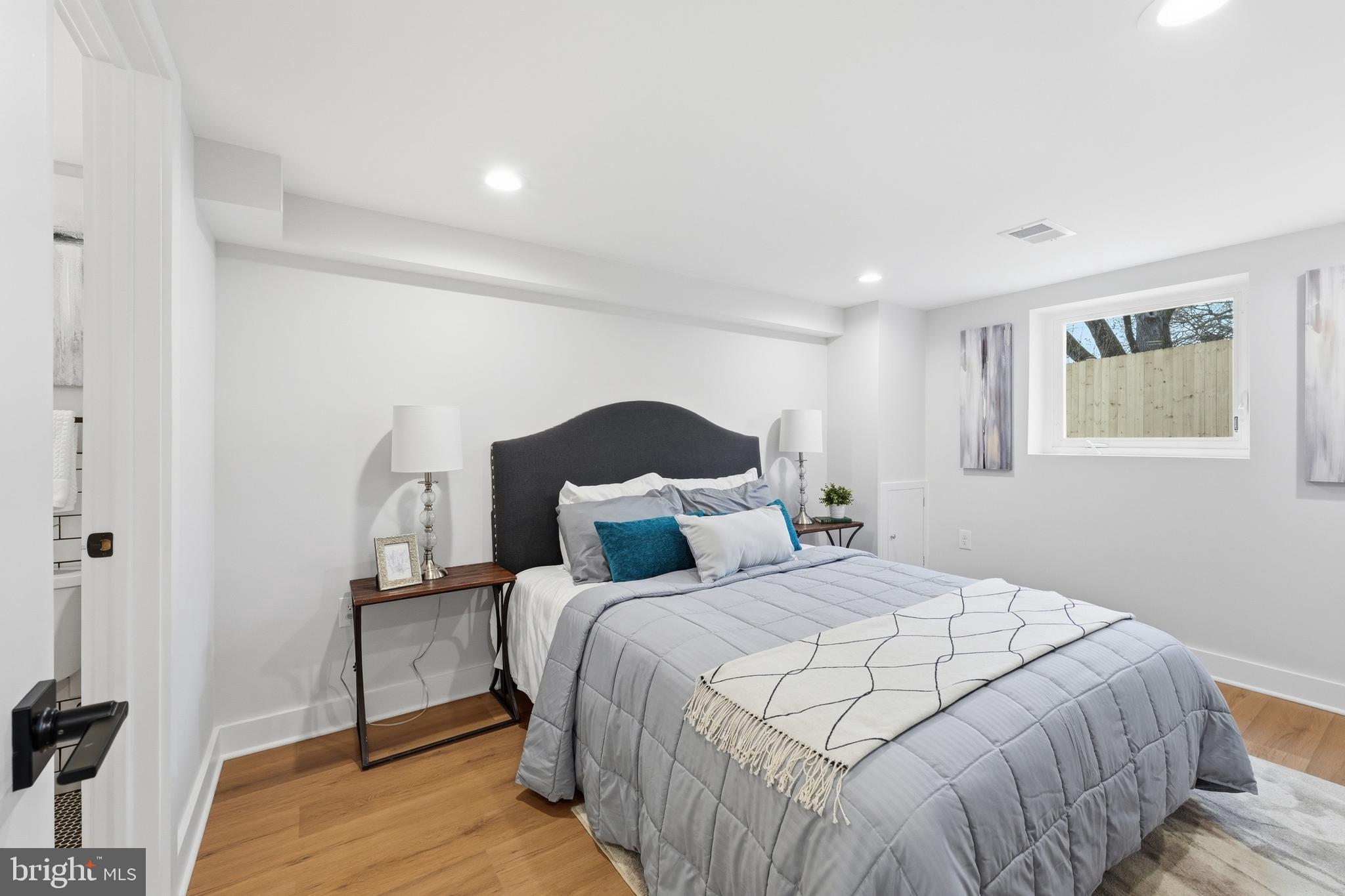 NORTHWOOD VILLAGE - Residential