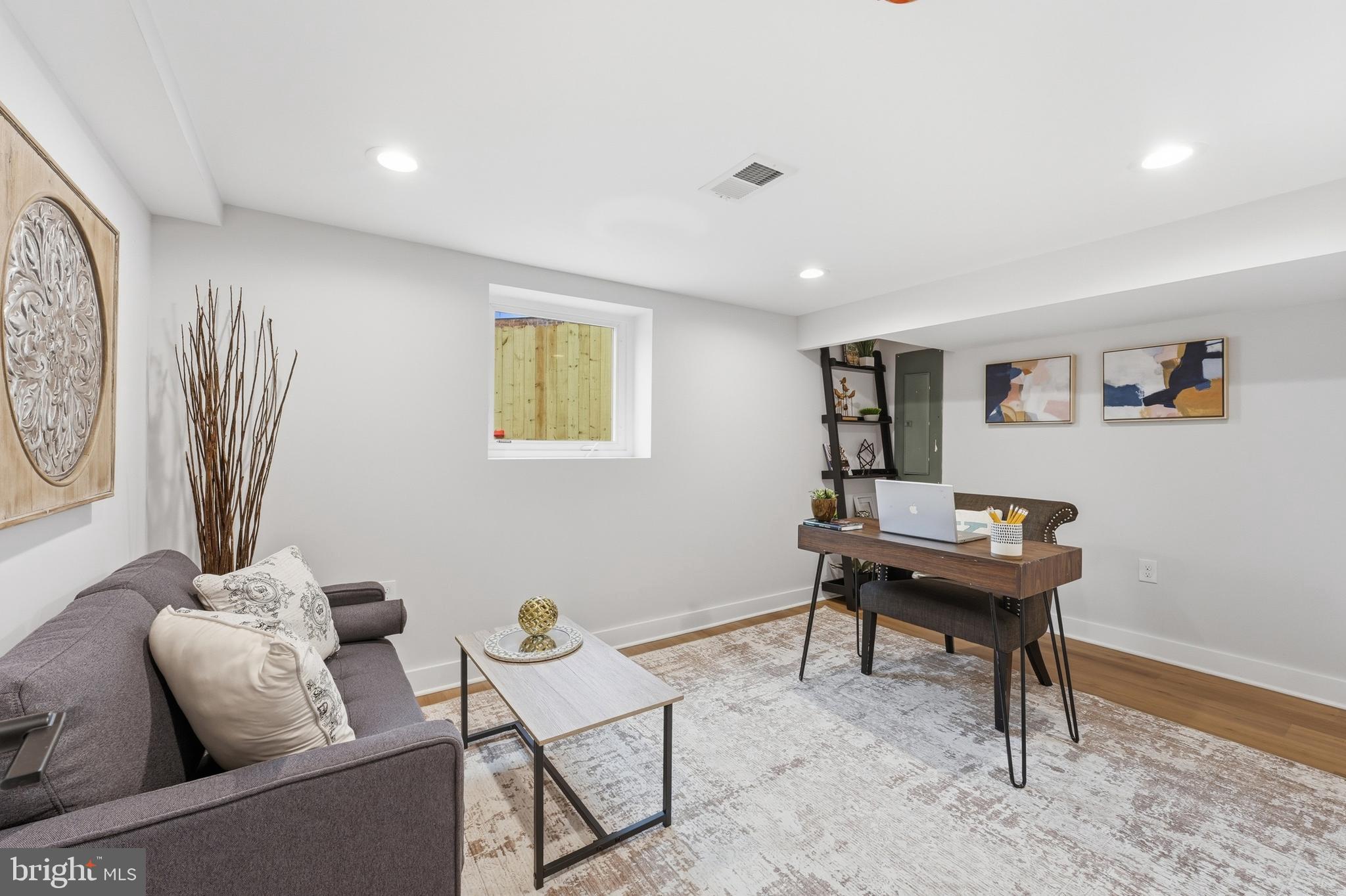 NORTHWOOD VILLAGE - Residential