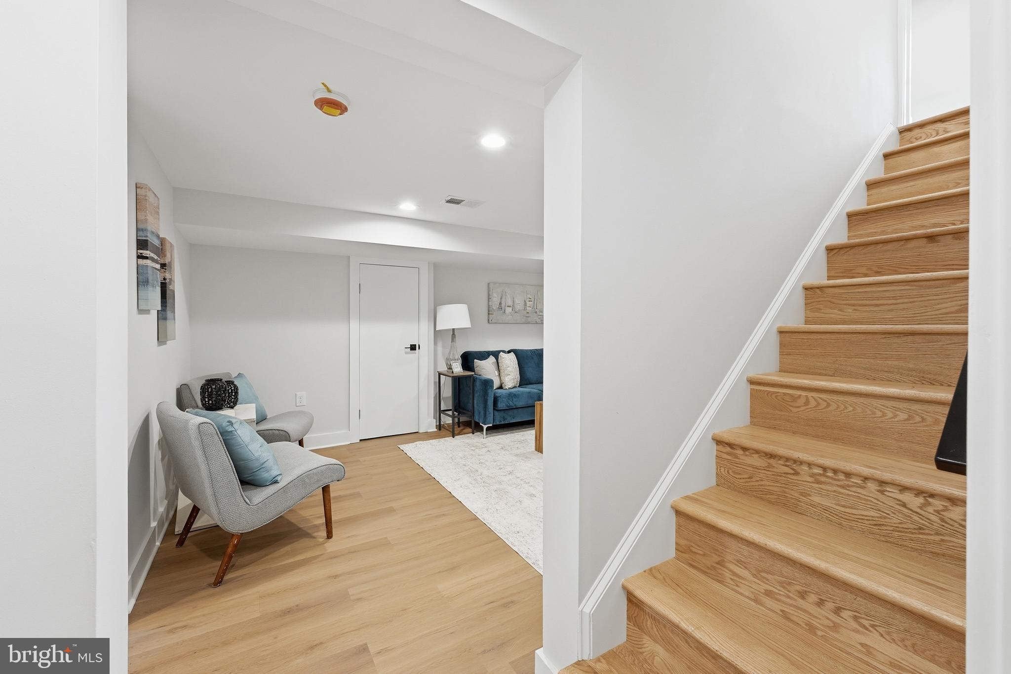 NORTHWOOD VILLAGE - Residential