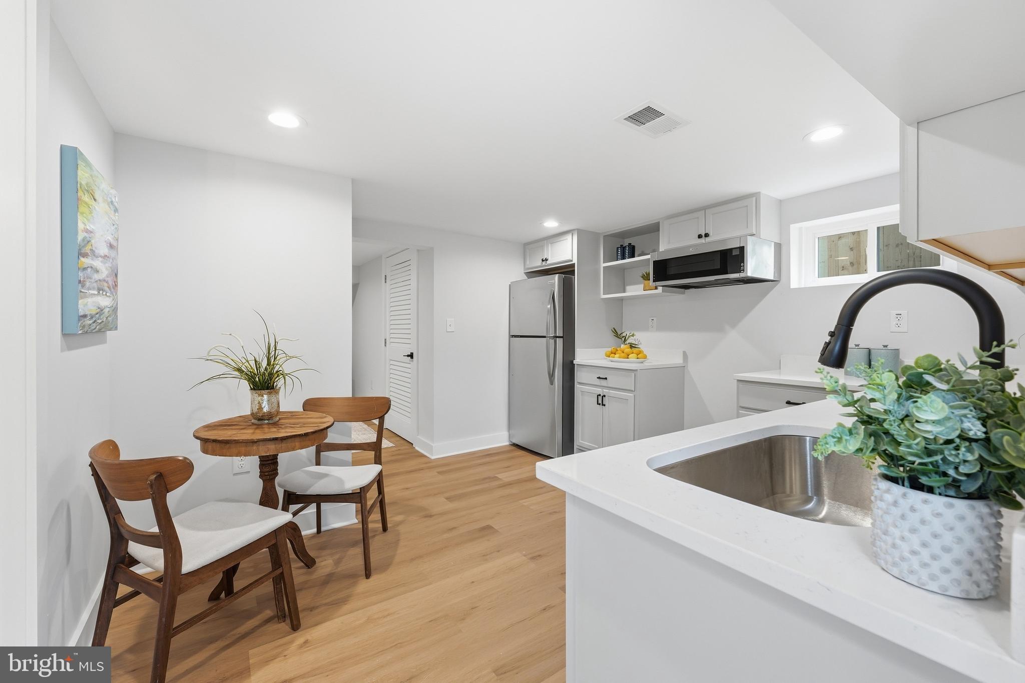 NORTHWOOD VILLAGE - Residential