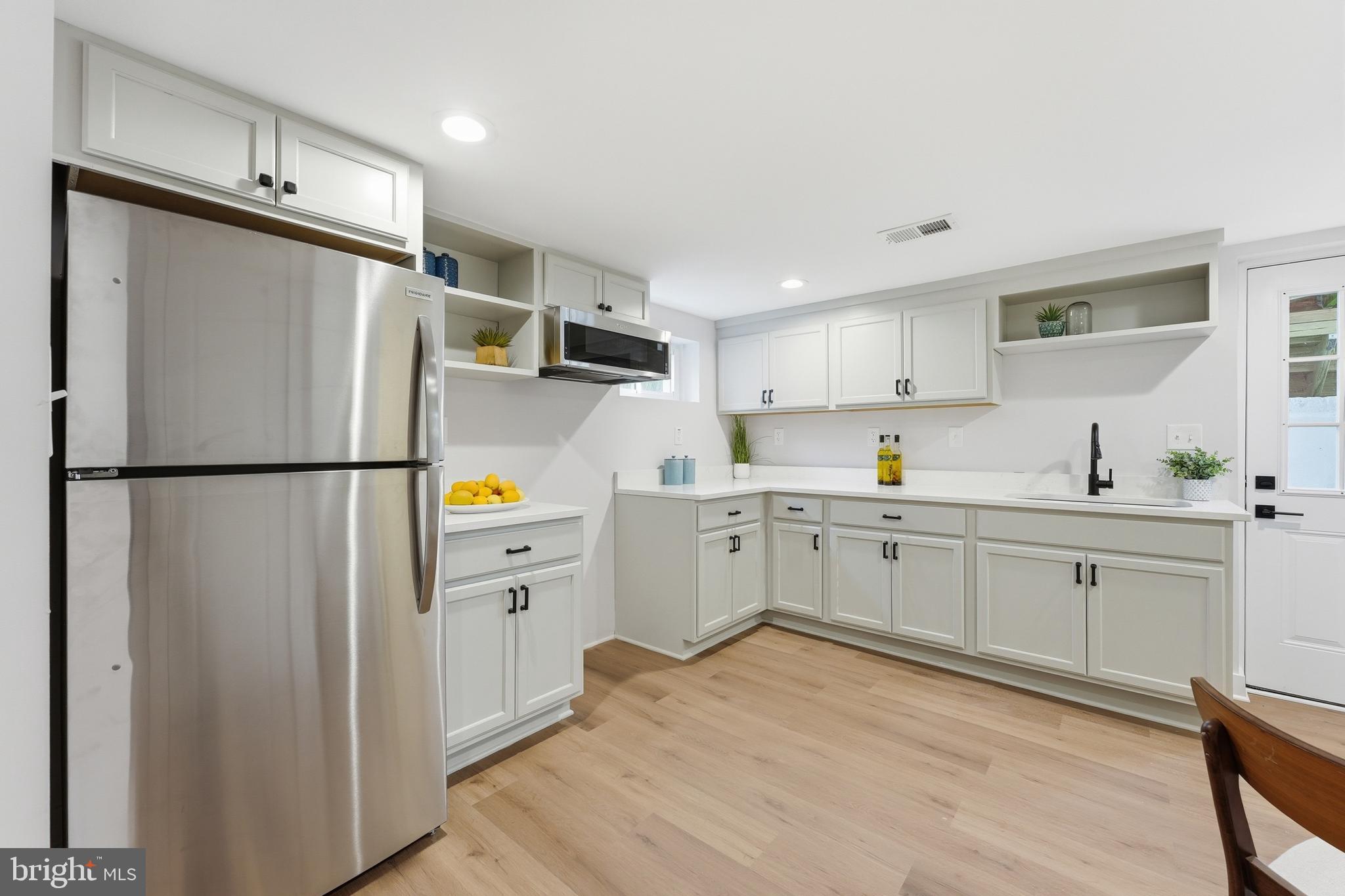 NORTHWOOD VILLAGE - Residential