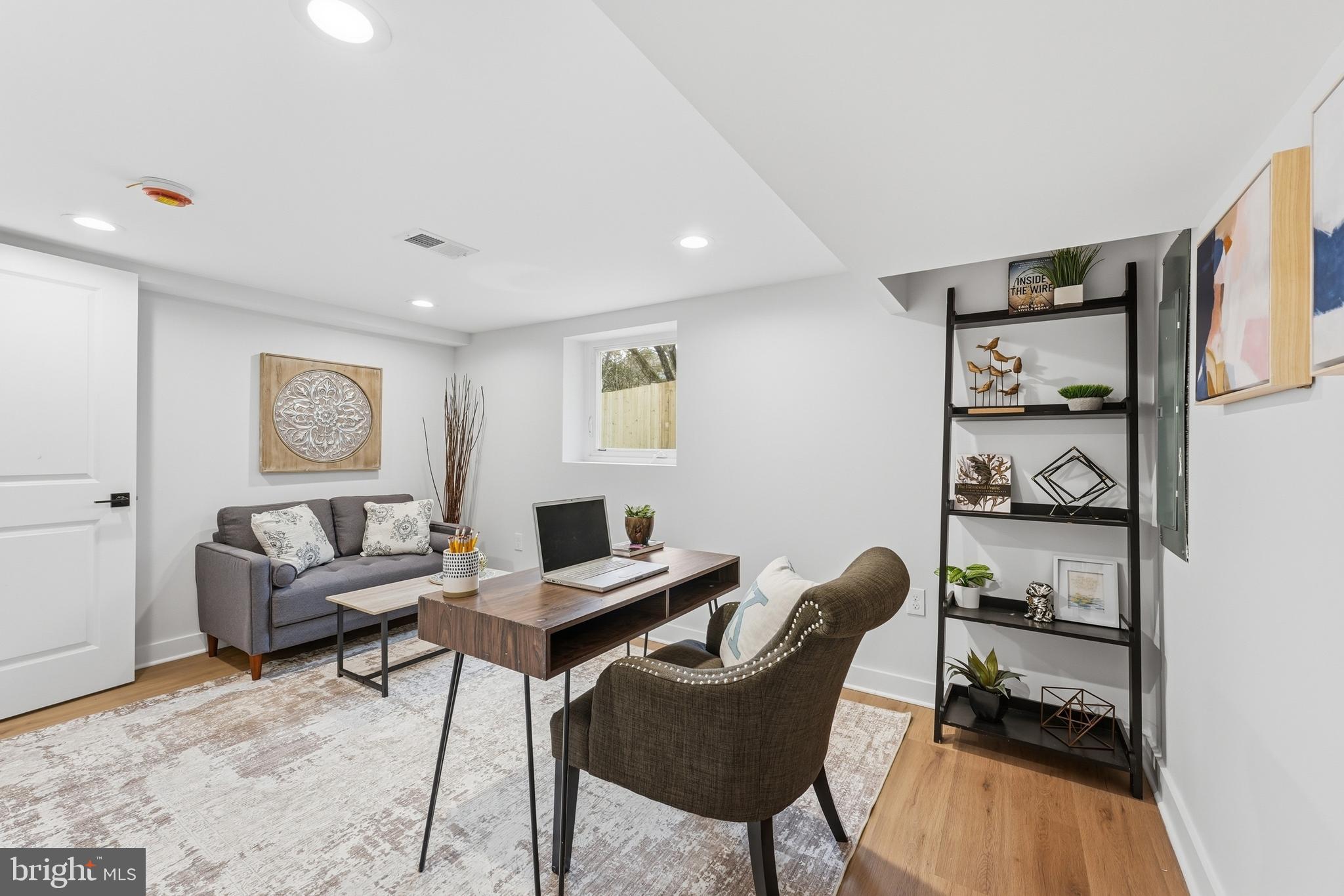 NORTHWOOD VILLAGE - Residential