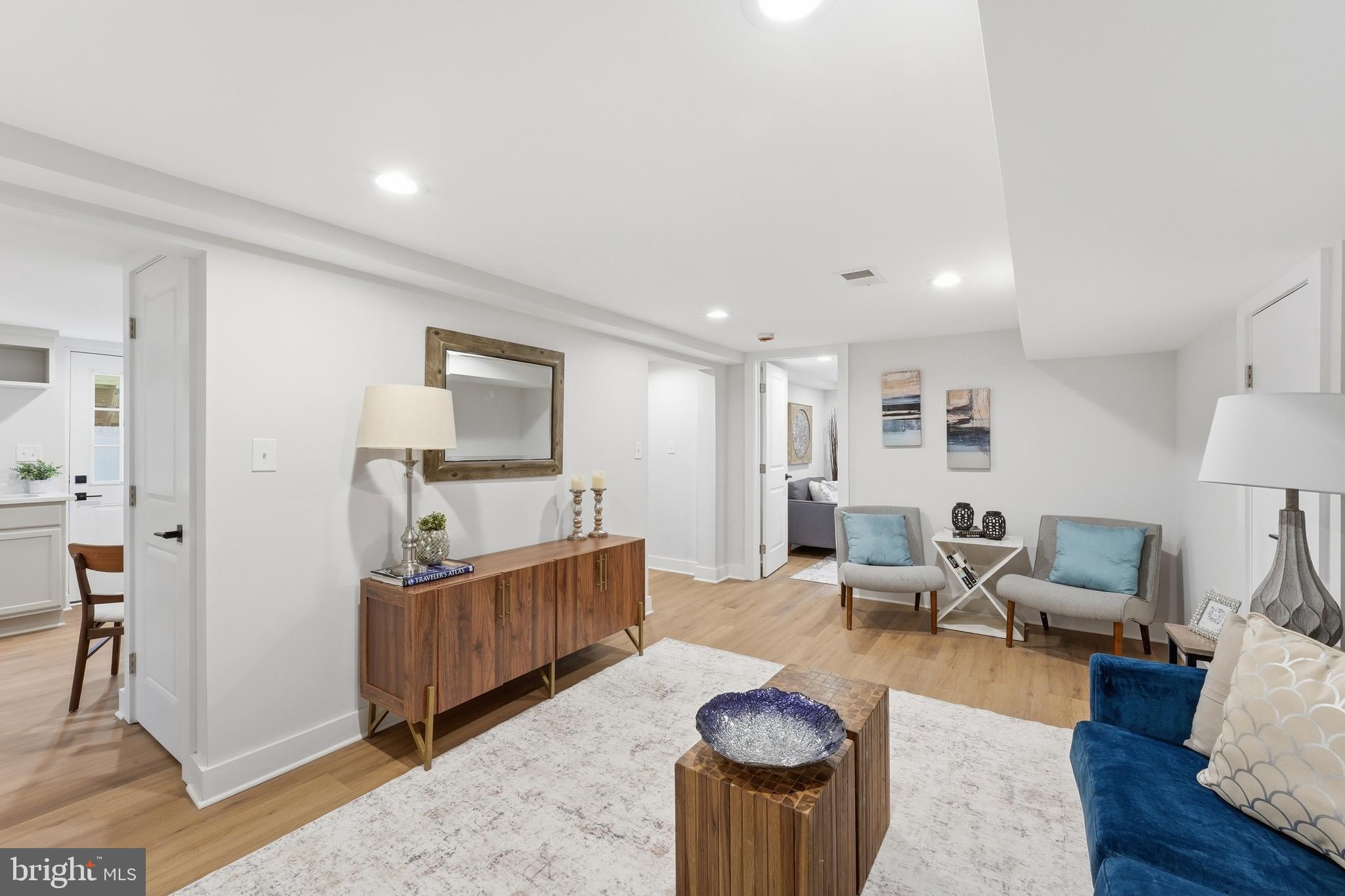 NORTHWOOD VILLAGE - Residential