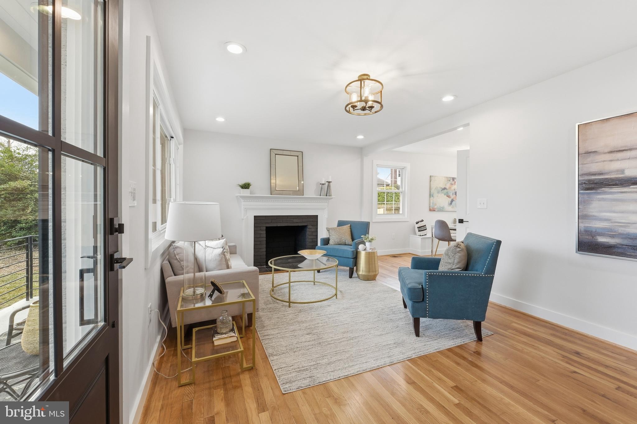 NORTHWOOD VILLAGE - Residential