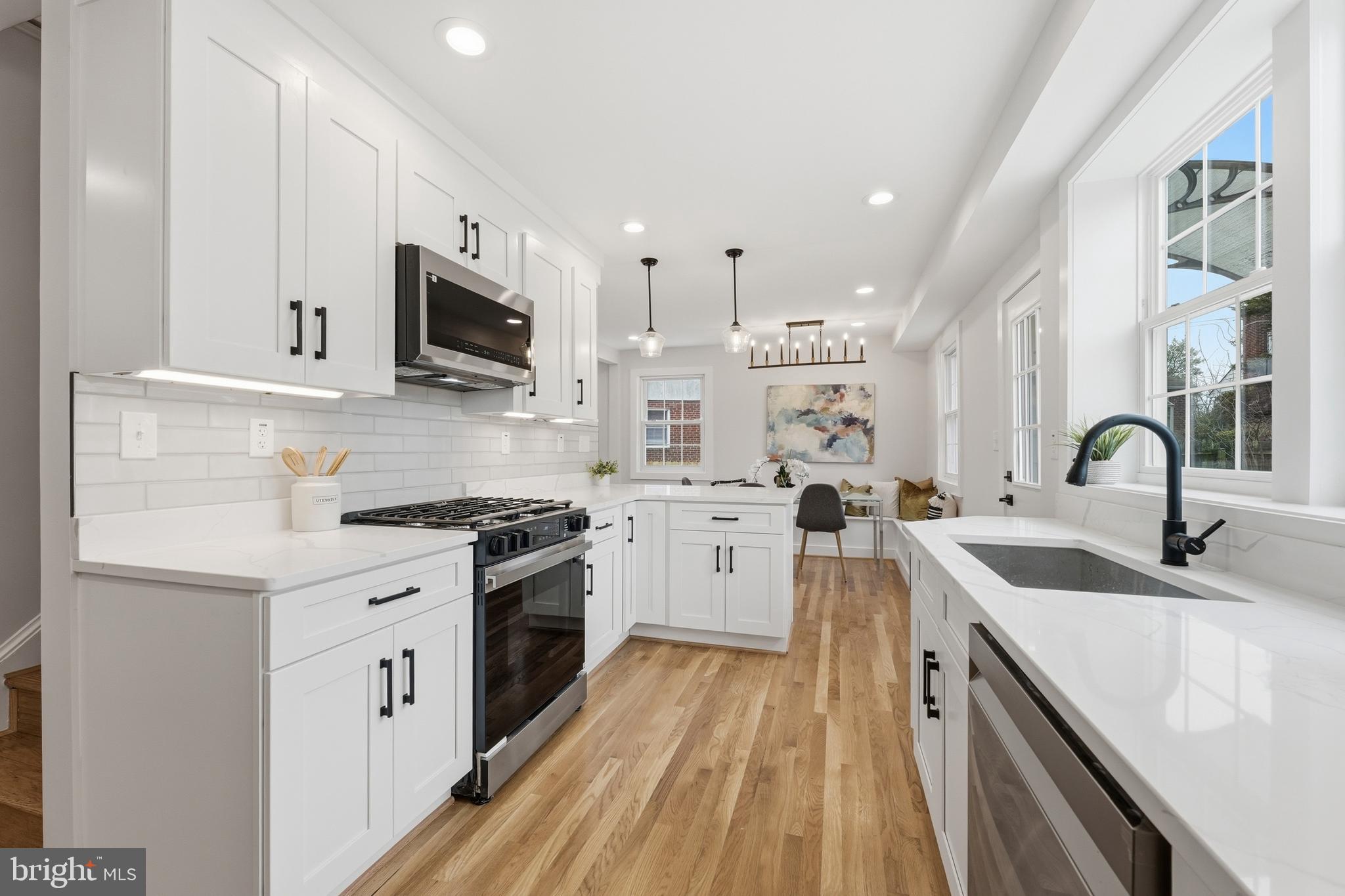 NORTHWOOD VILLAGE - Residential