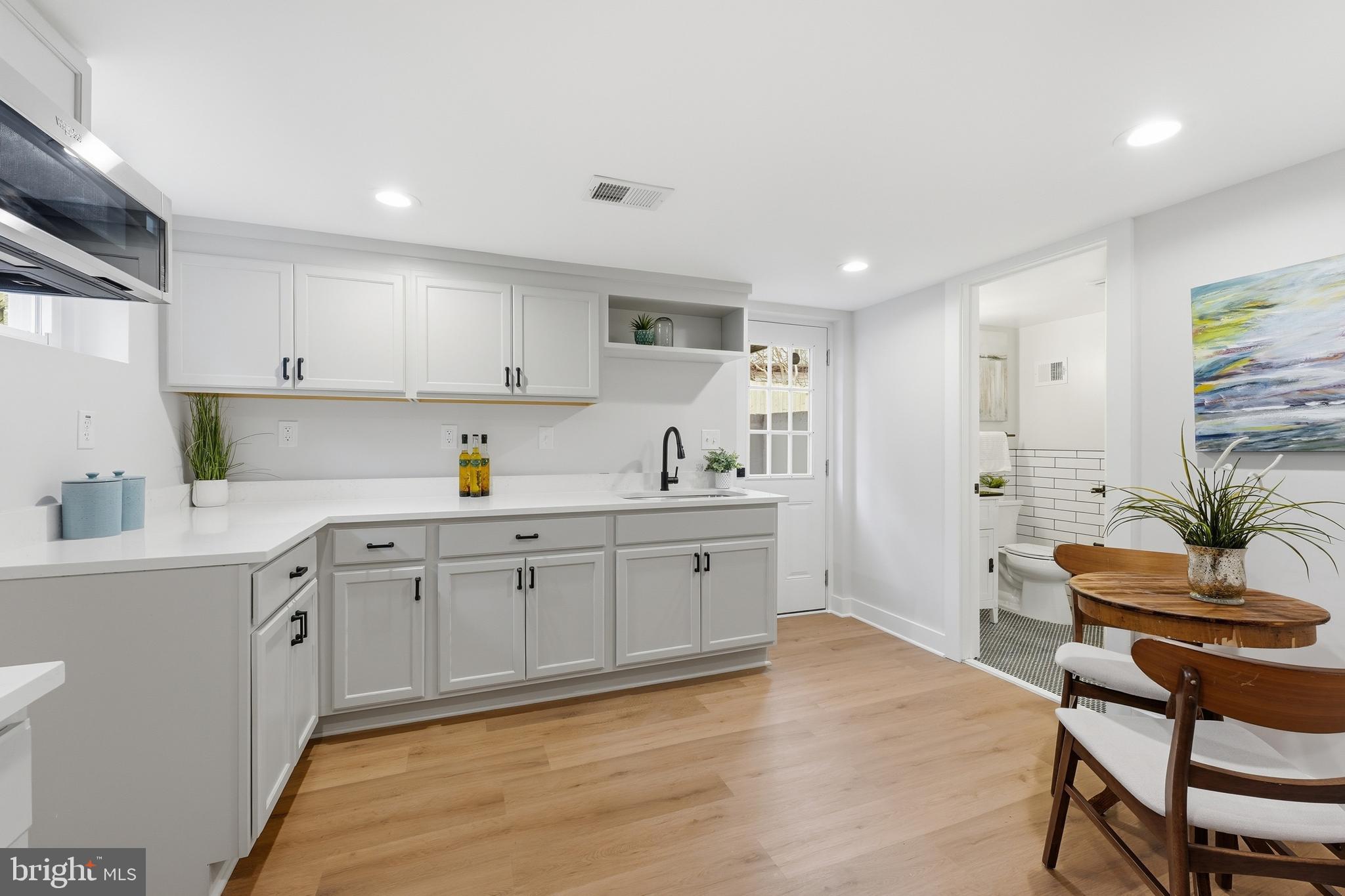 NORTHWOOD VILLAGE - Residential