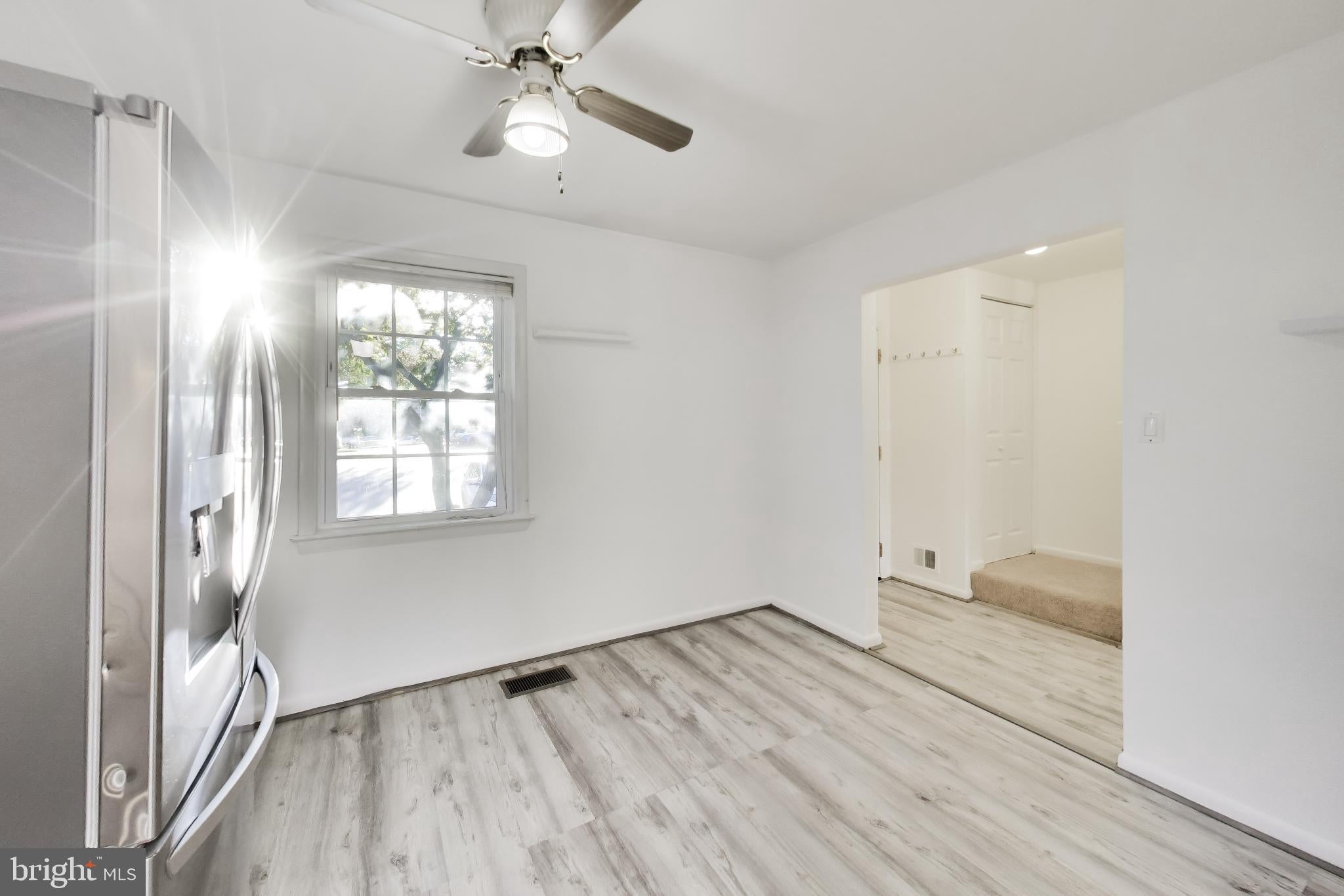 894 W SIDE DRIVE 15-J