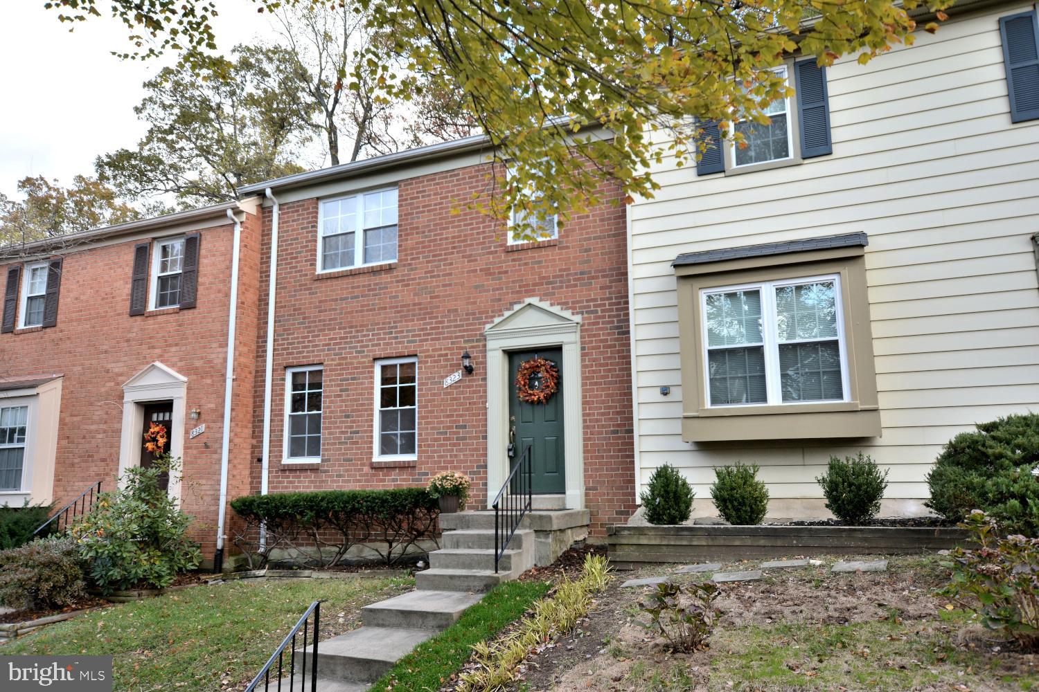 8323 STATIONHOUSE COURT