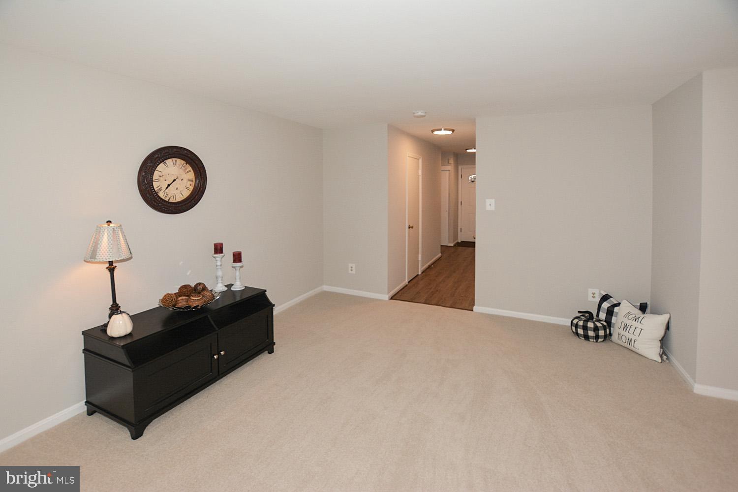 PINEWOOD STATION - Residential Lease