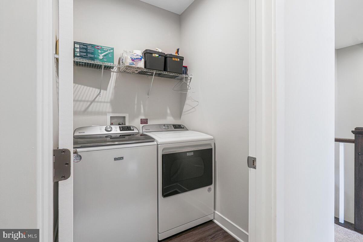 WESTCHESTER SQUARE - Residential