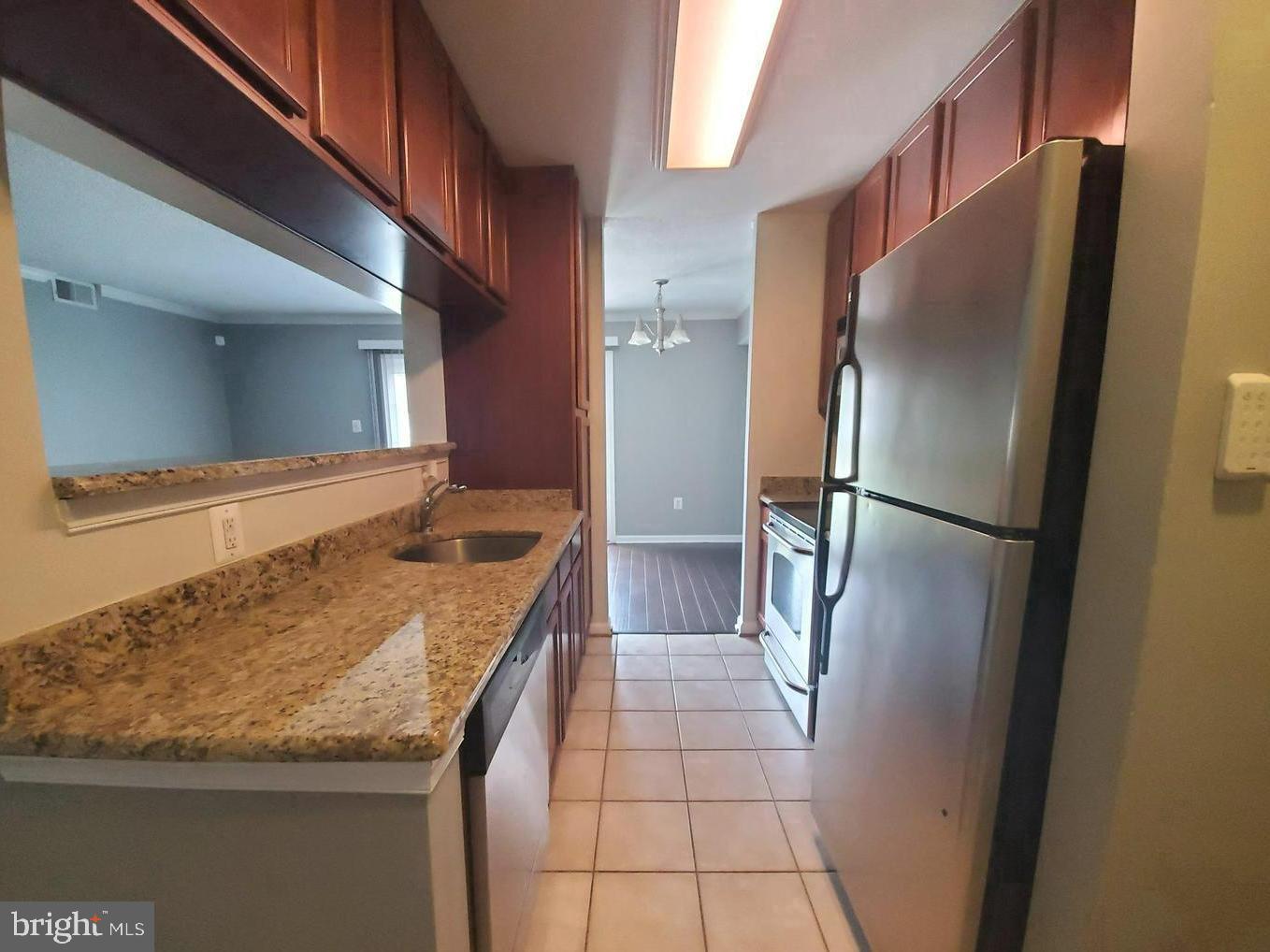 HIGH POINTE AT RIPPON LANDING - Residential Lease