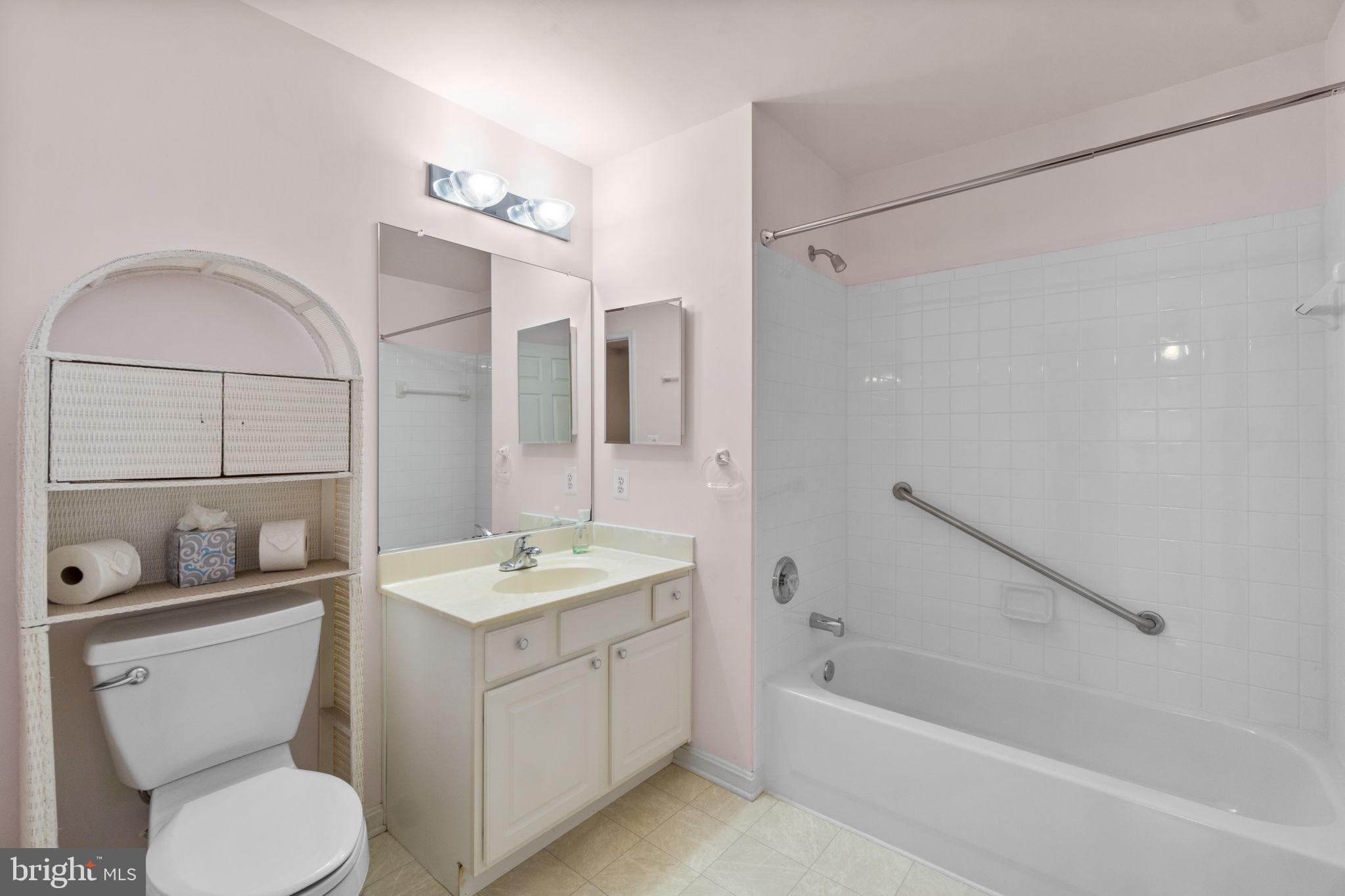 WINIFRED MANOR - Residential Lease