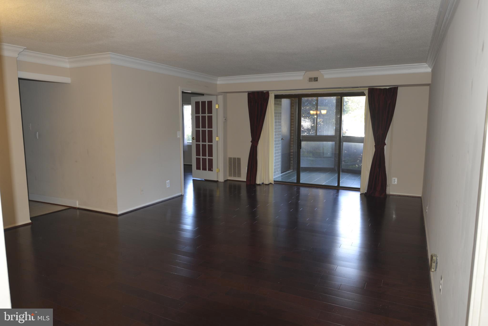 8360 GREENSBORO 117