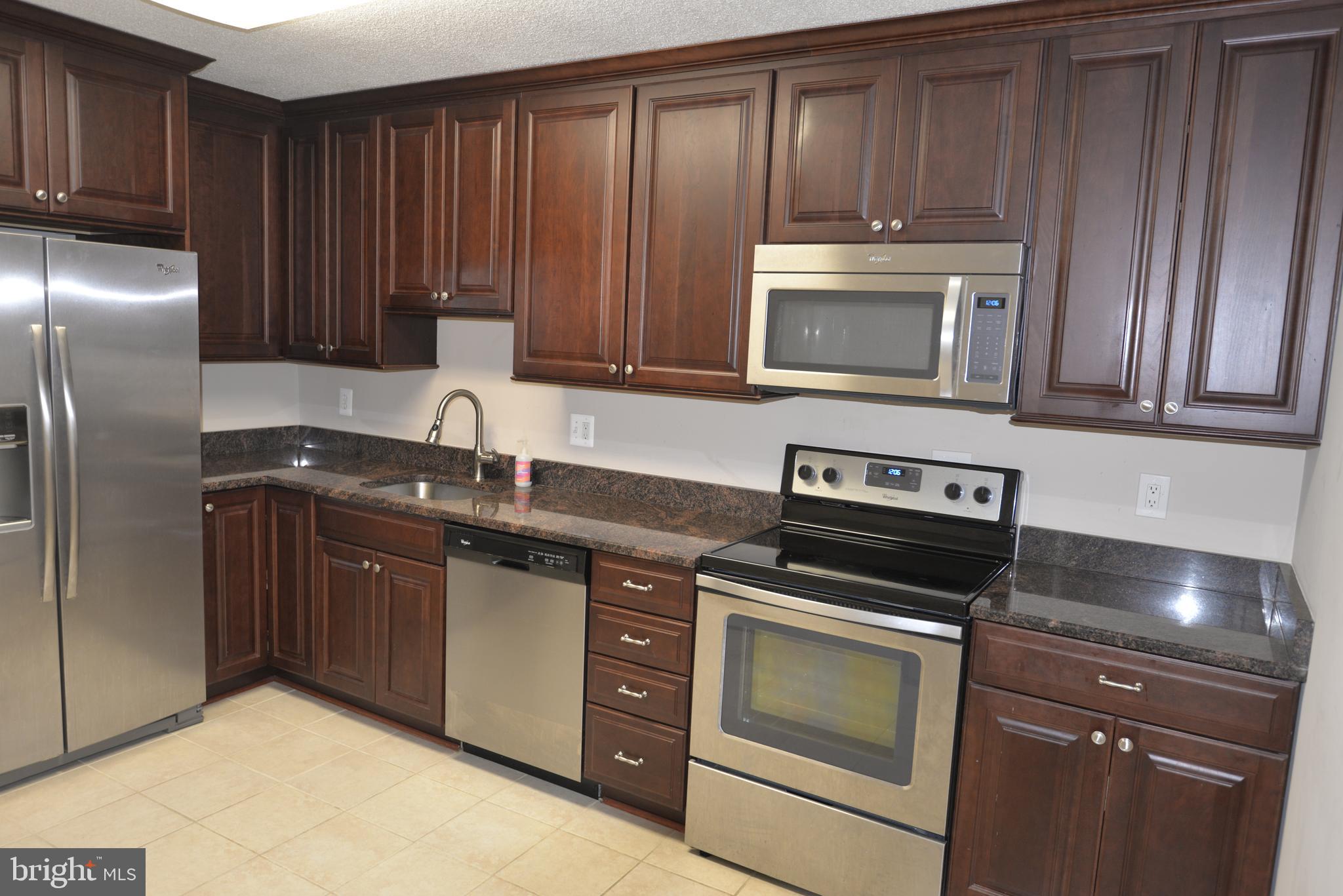 ROTONDA - Residential Lease