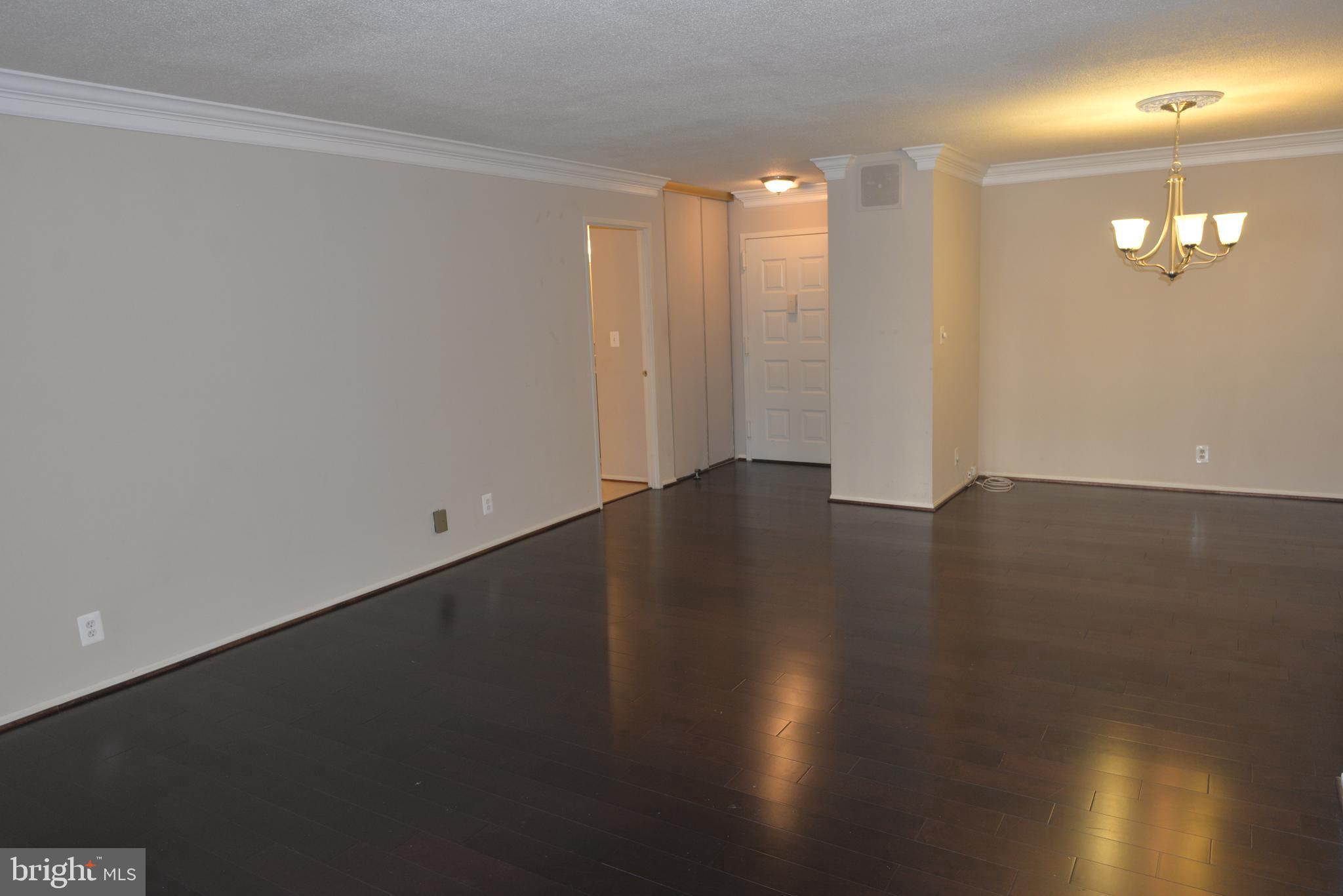 8360 GREENSBORO 117