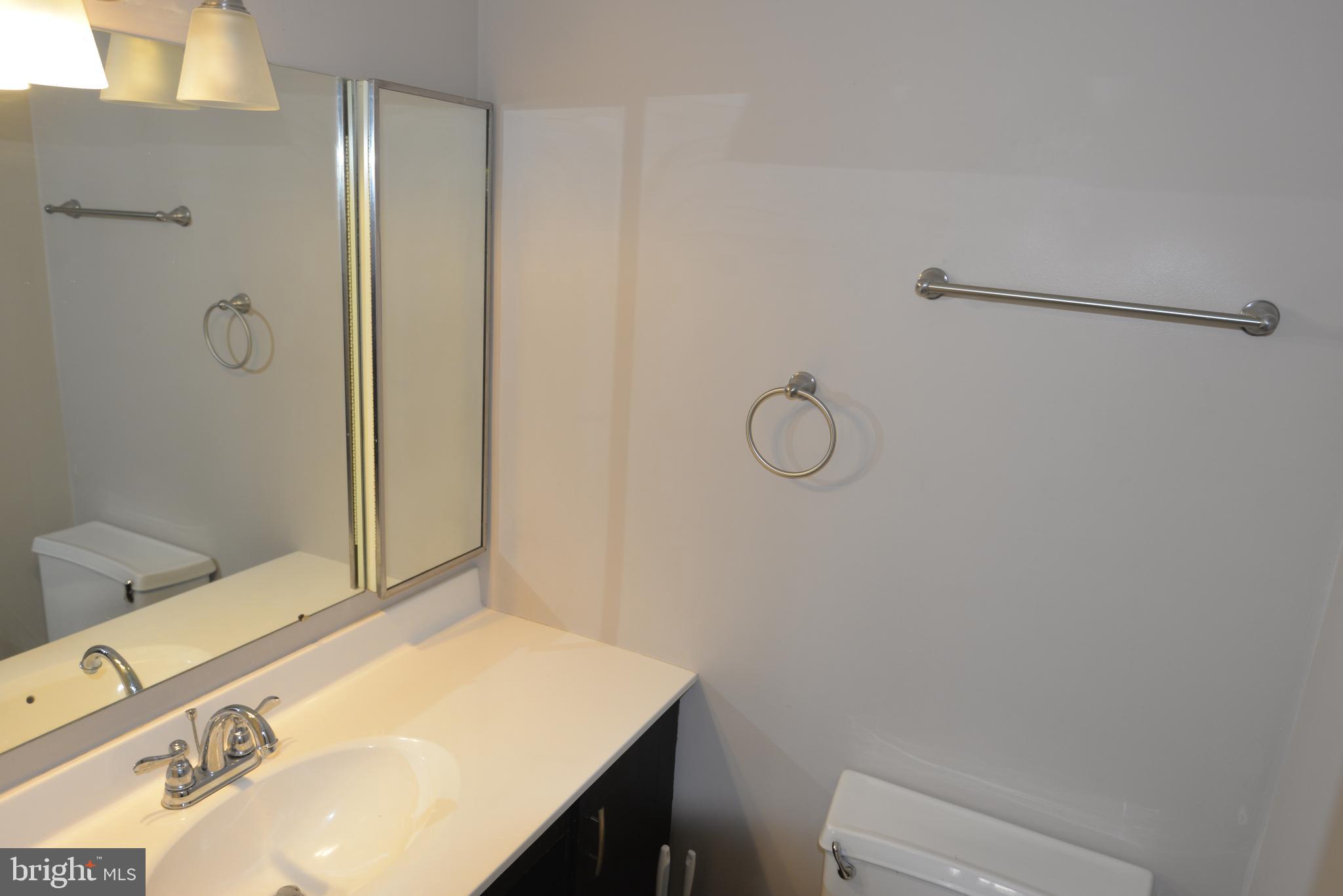 ROTONDA - Residential Lease