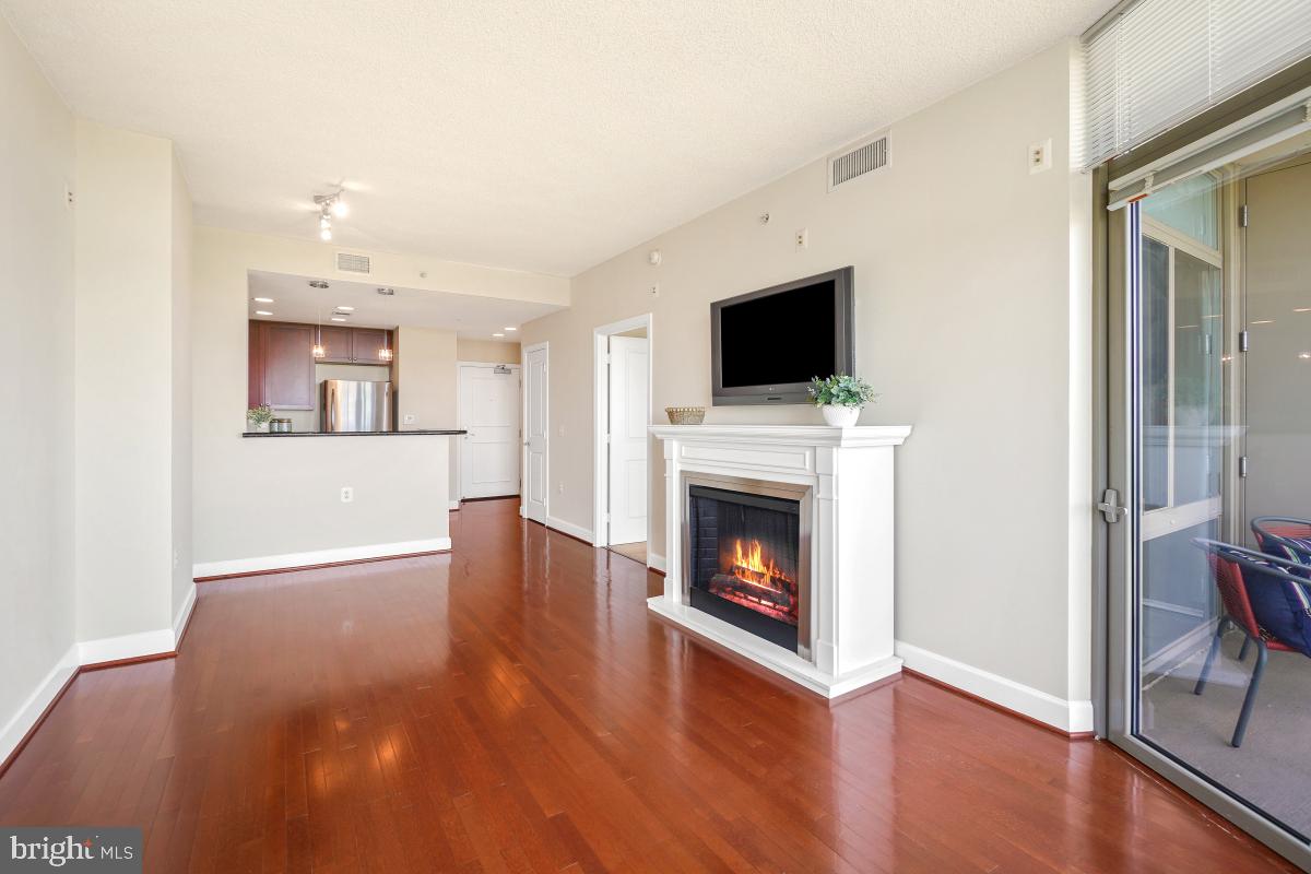 3650 S GLEBE ROAD 555