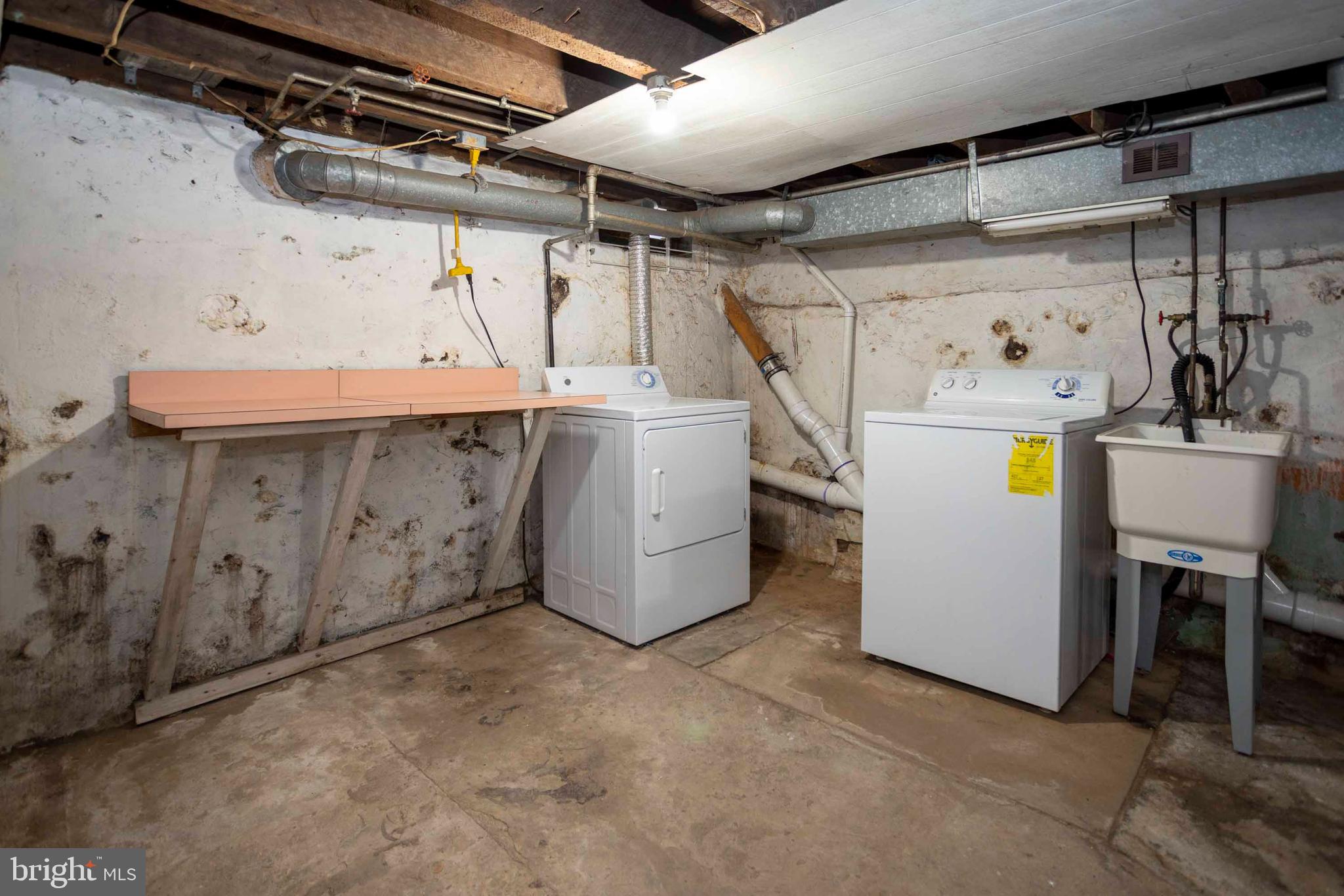 FISHTOWN - Residential Lease