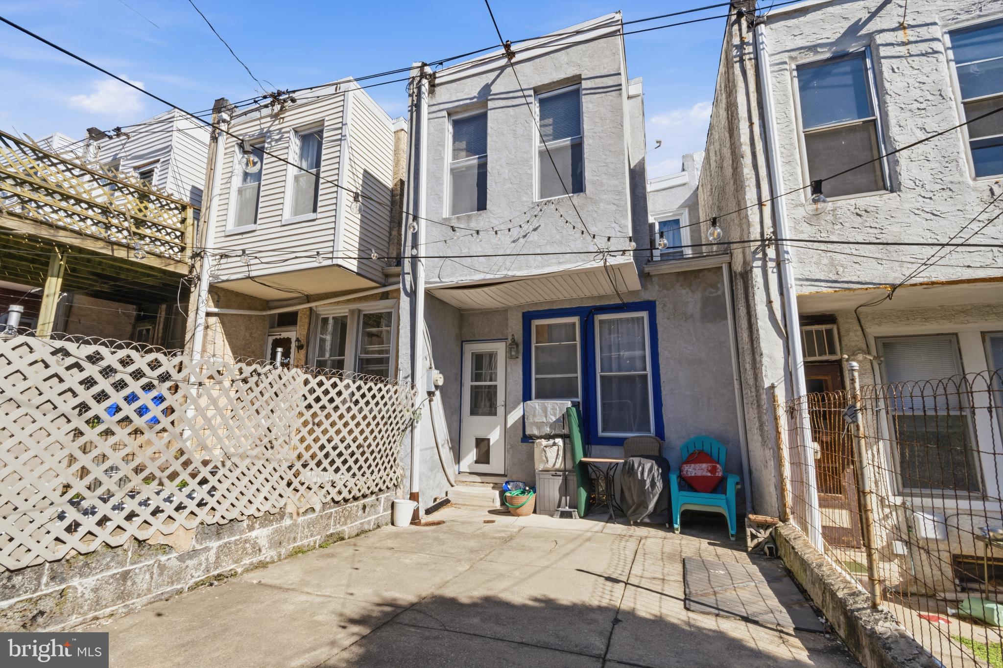 EAST FALLS - Residential