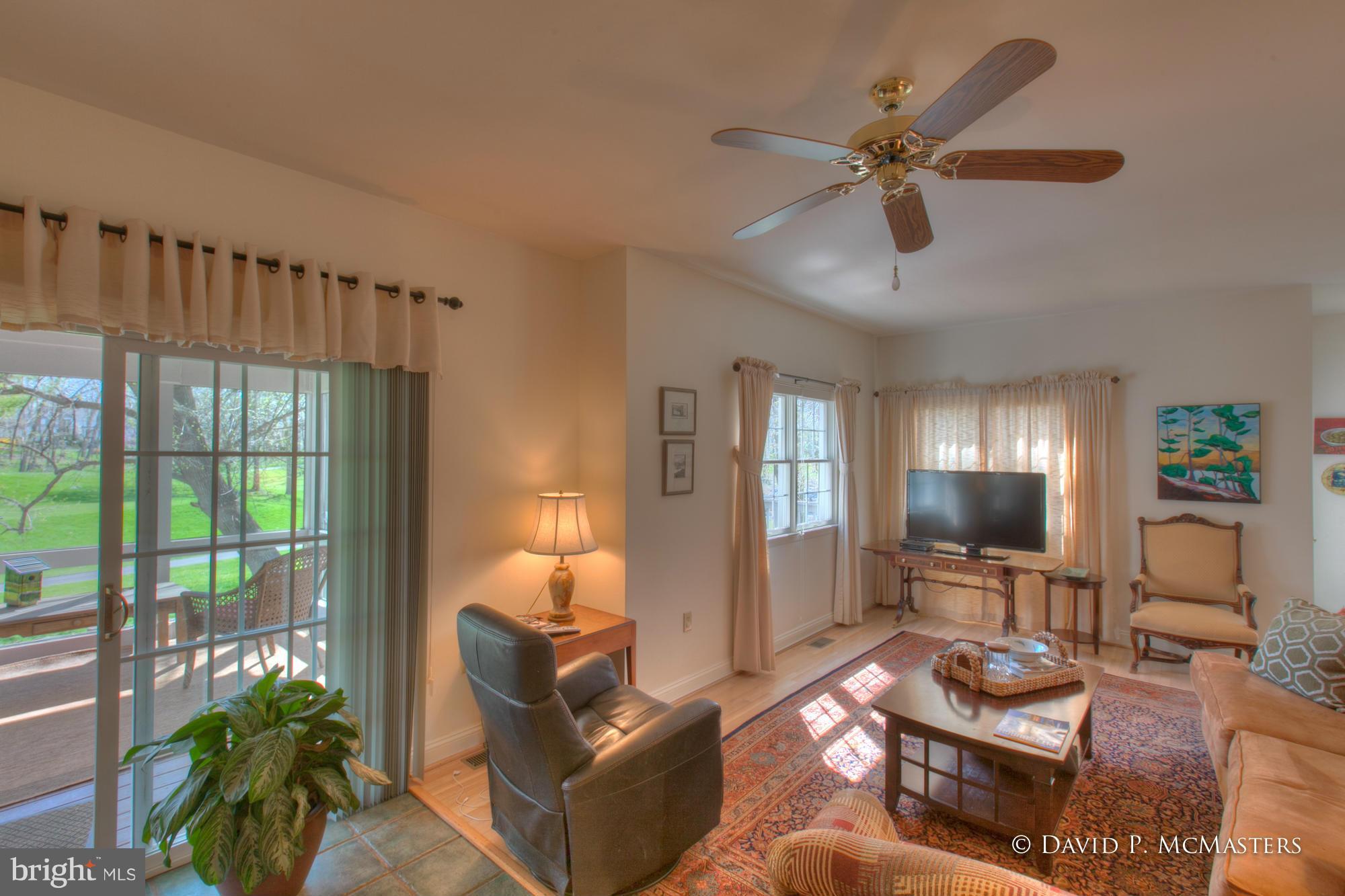 FERNBANK - Residential