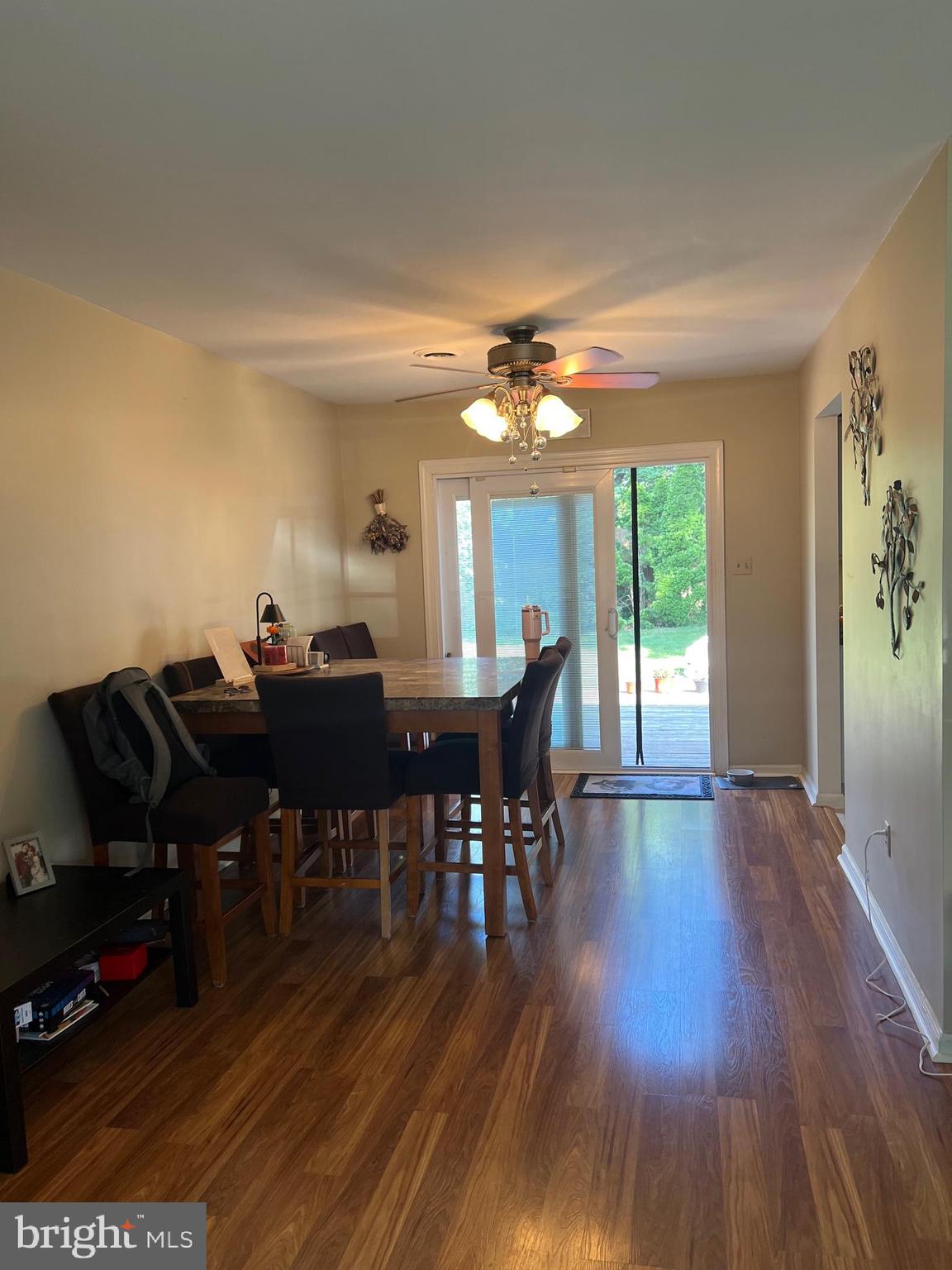 PARKWOOD - Residential Lease