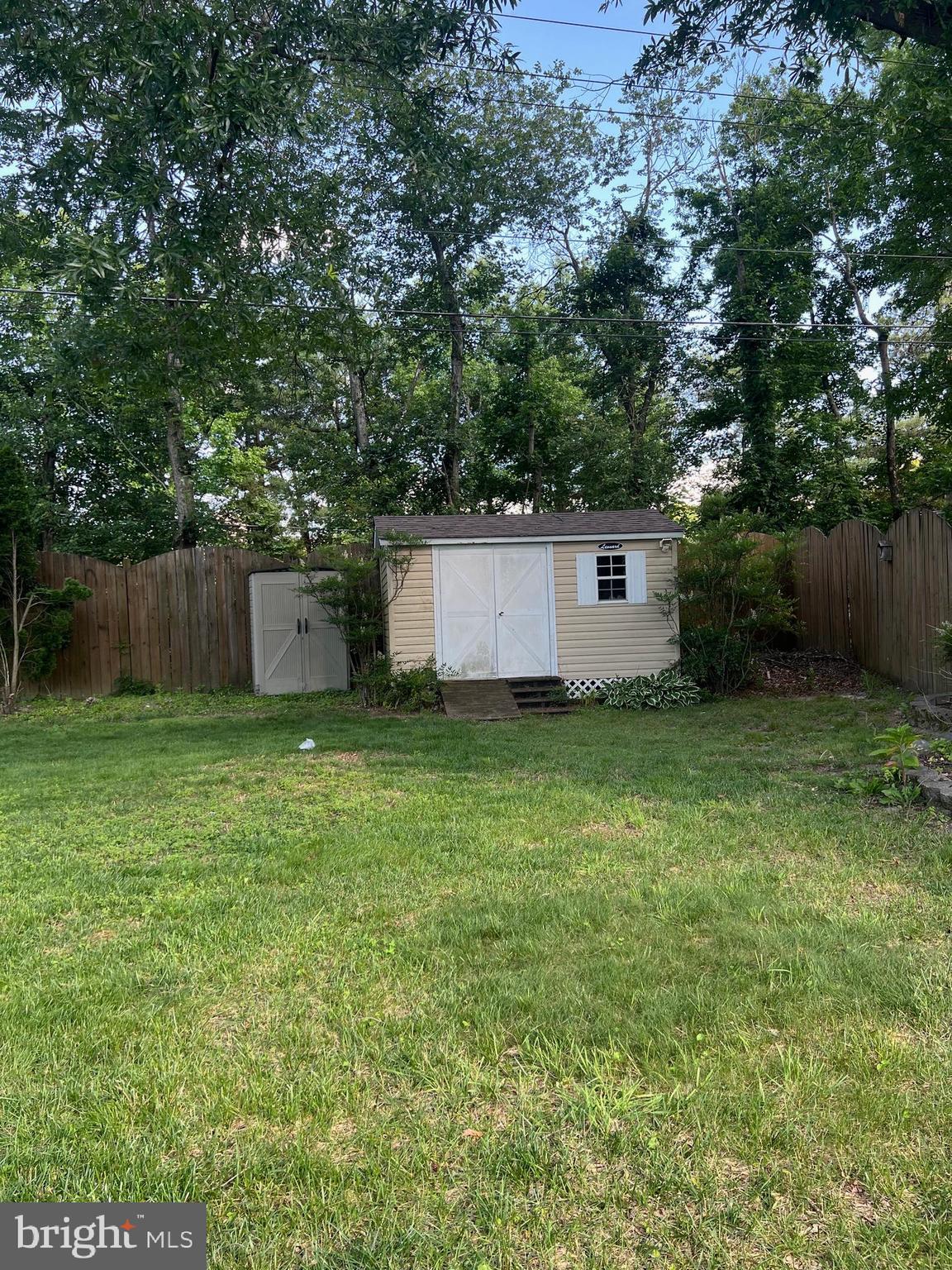 PARKWOOD - Residential Lease