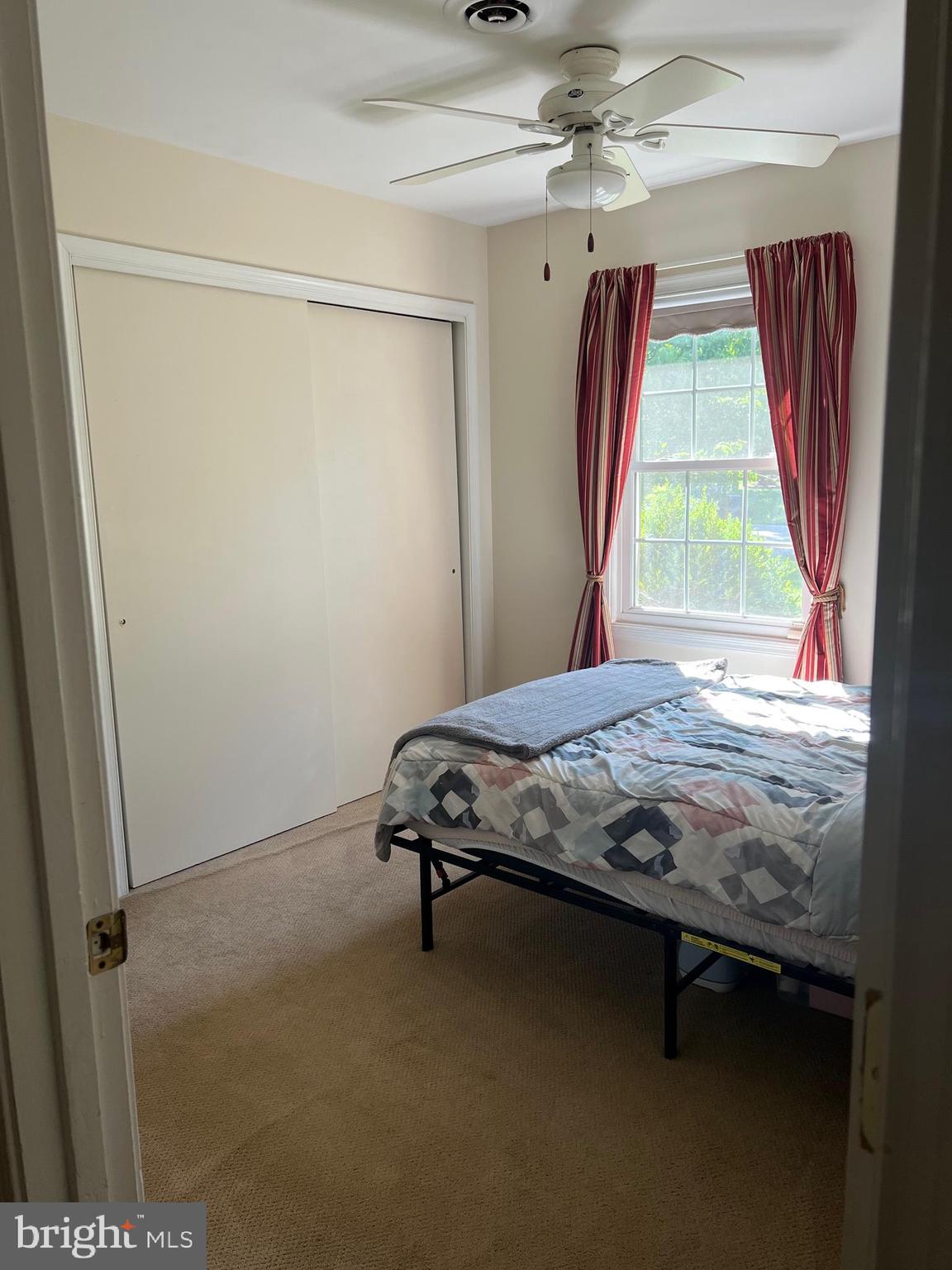 PARKWOOD - Residential Lease