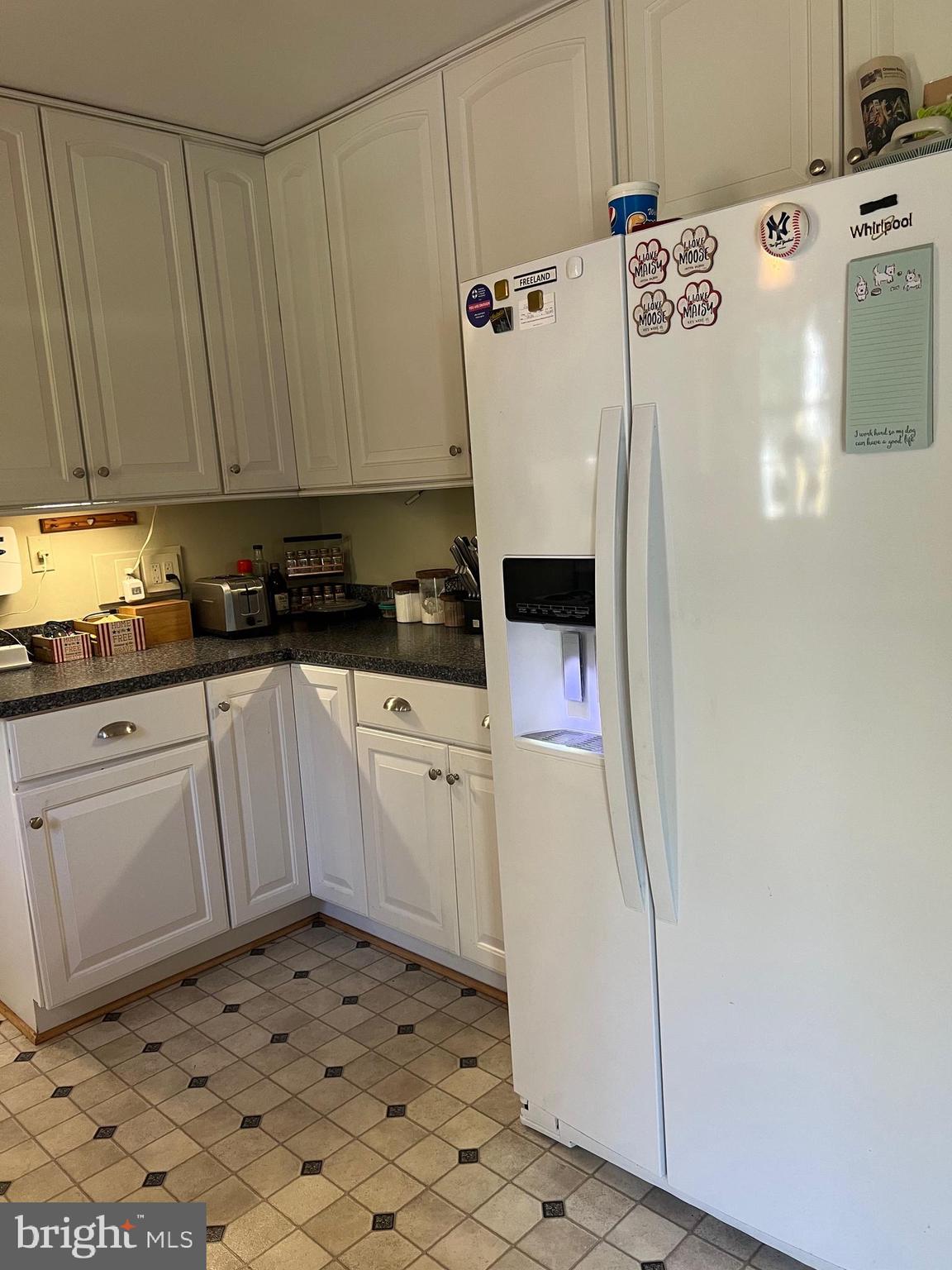 PARKWOOD - Residential Lease