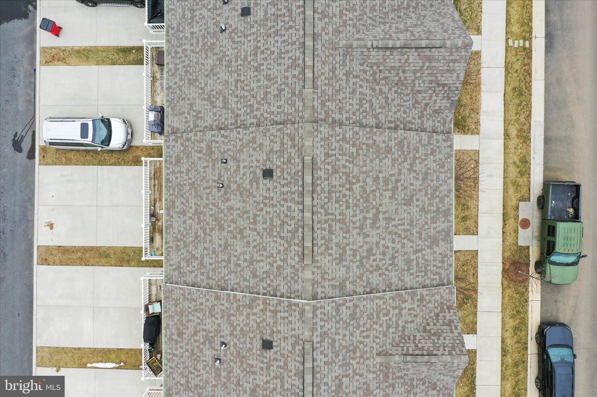 PRESIDENTS POINTE - Residential