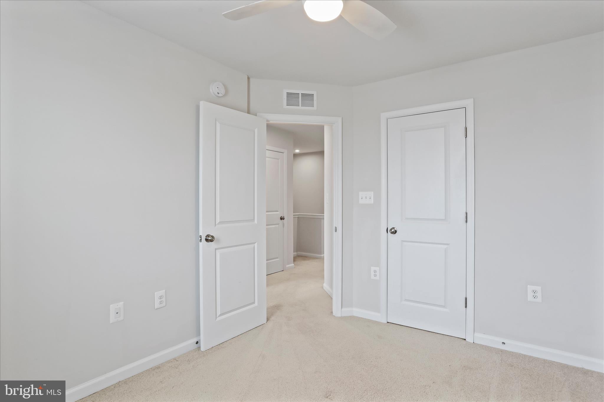 PRESIDENTS POINTE - Residential