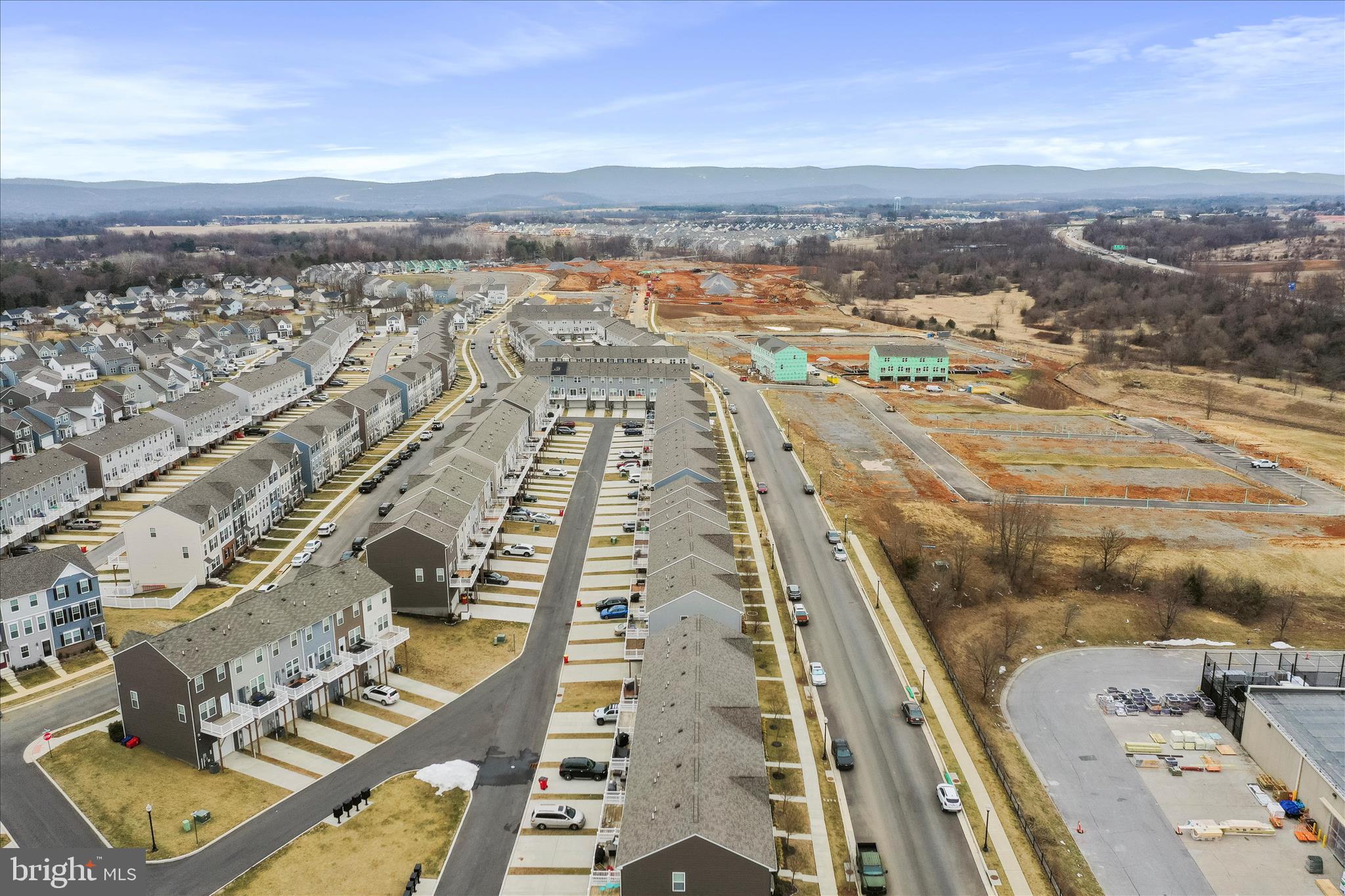 PRESIDENTS POINTE - Residential