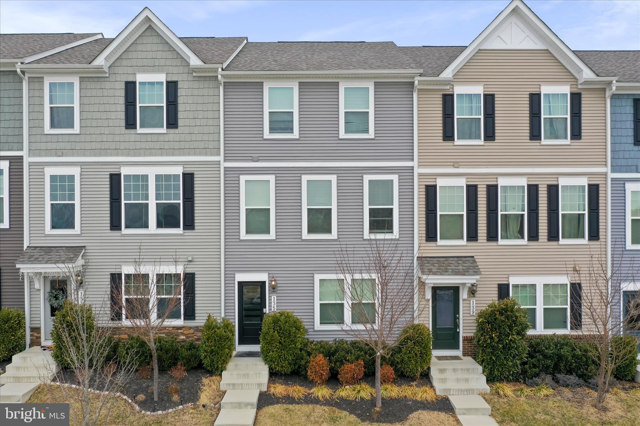 PRESIDENTS POINTE - Residential